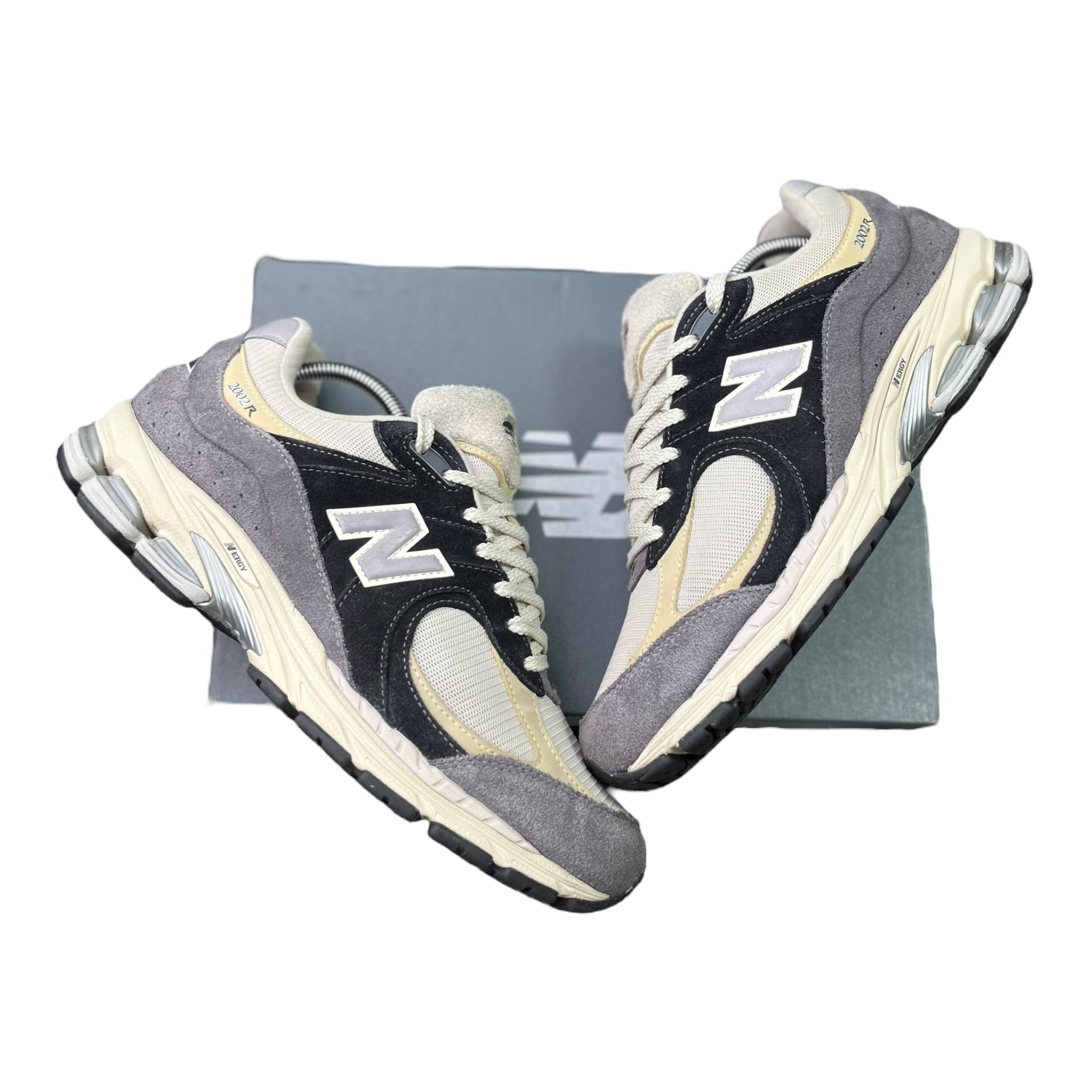 New Balance 2002R Magnet (45.5EU)