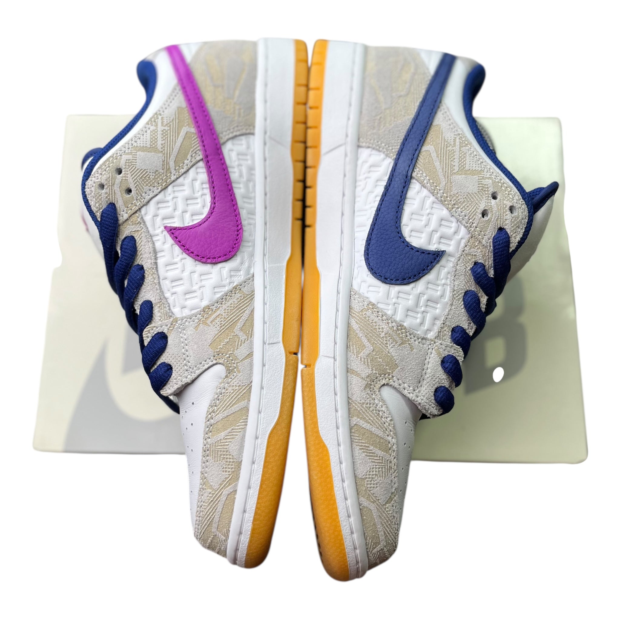 Nike Dunk Low SB Rayssa Leal (45EU)