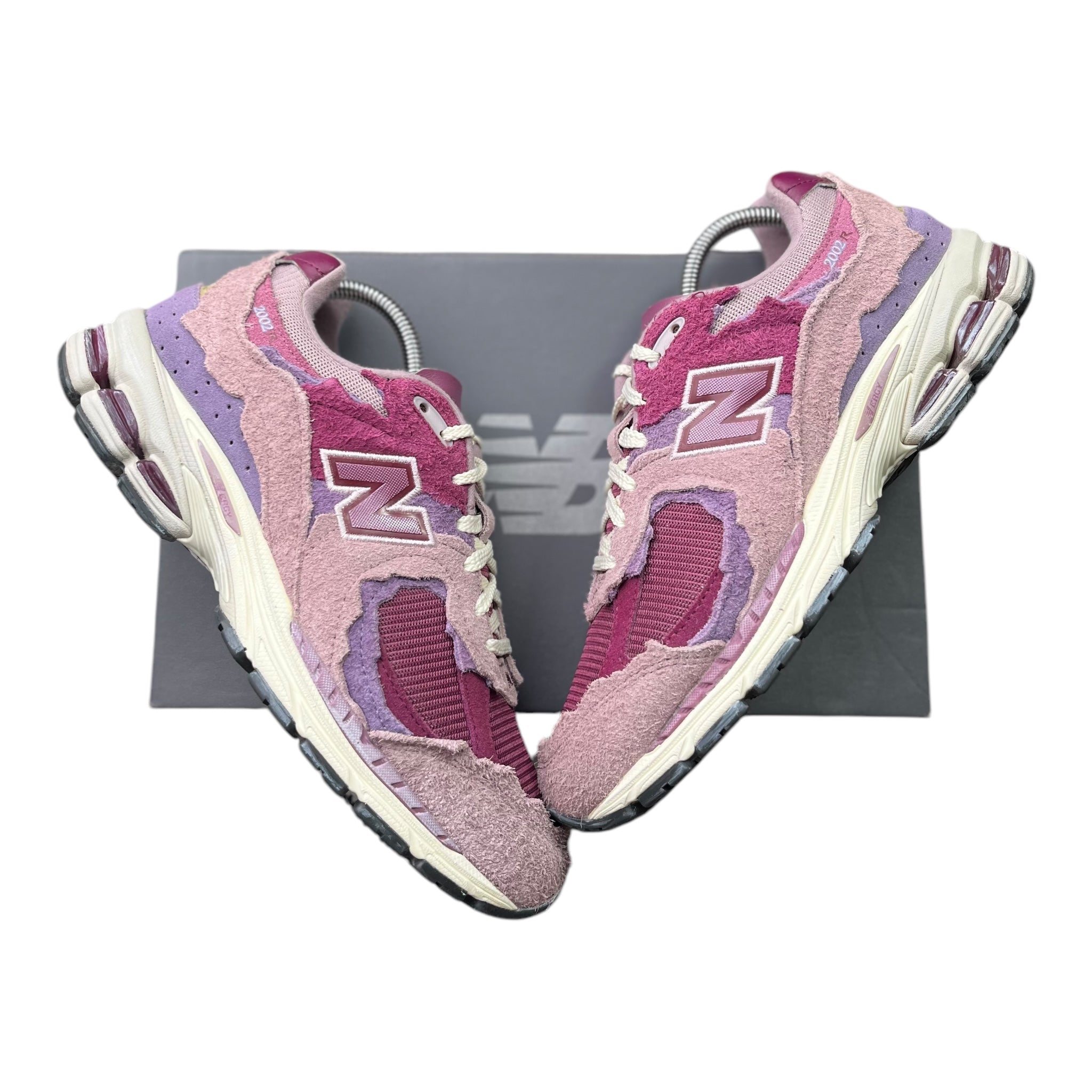 New Balance 2002R Protection Pack Pink Lilac (42EU)