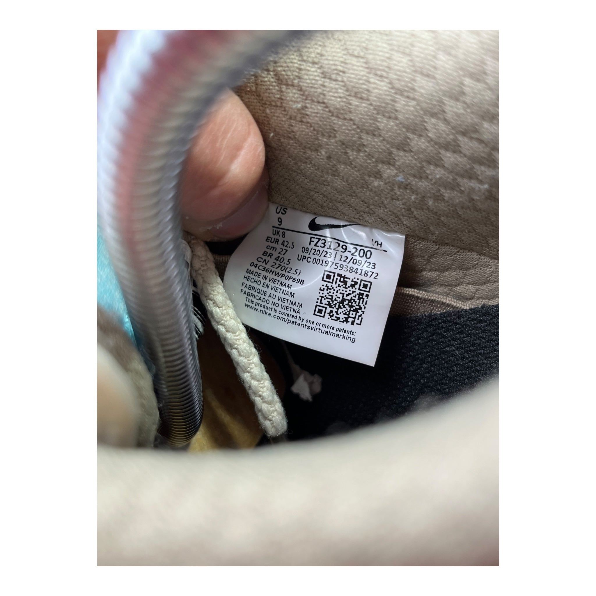 Nike Dunk Low SB Big Money Savings (42.5EU)