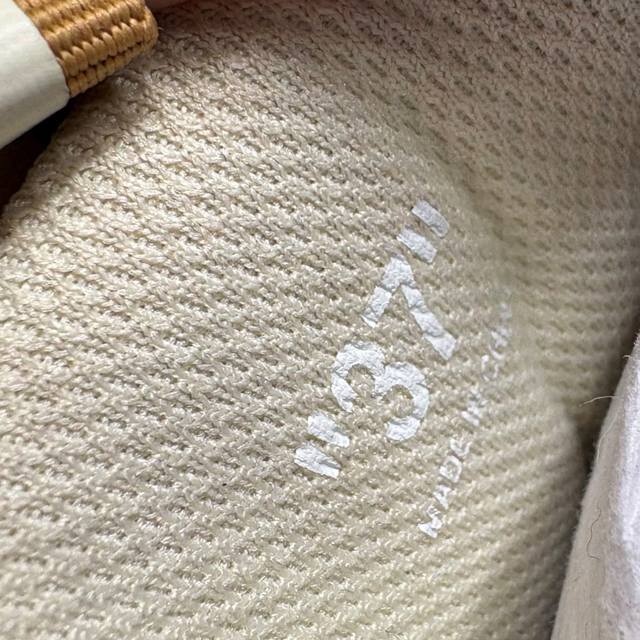 Off-White Be Right Back (37EU)