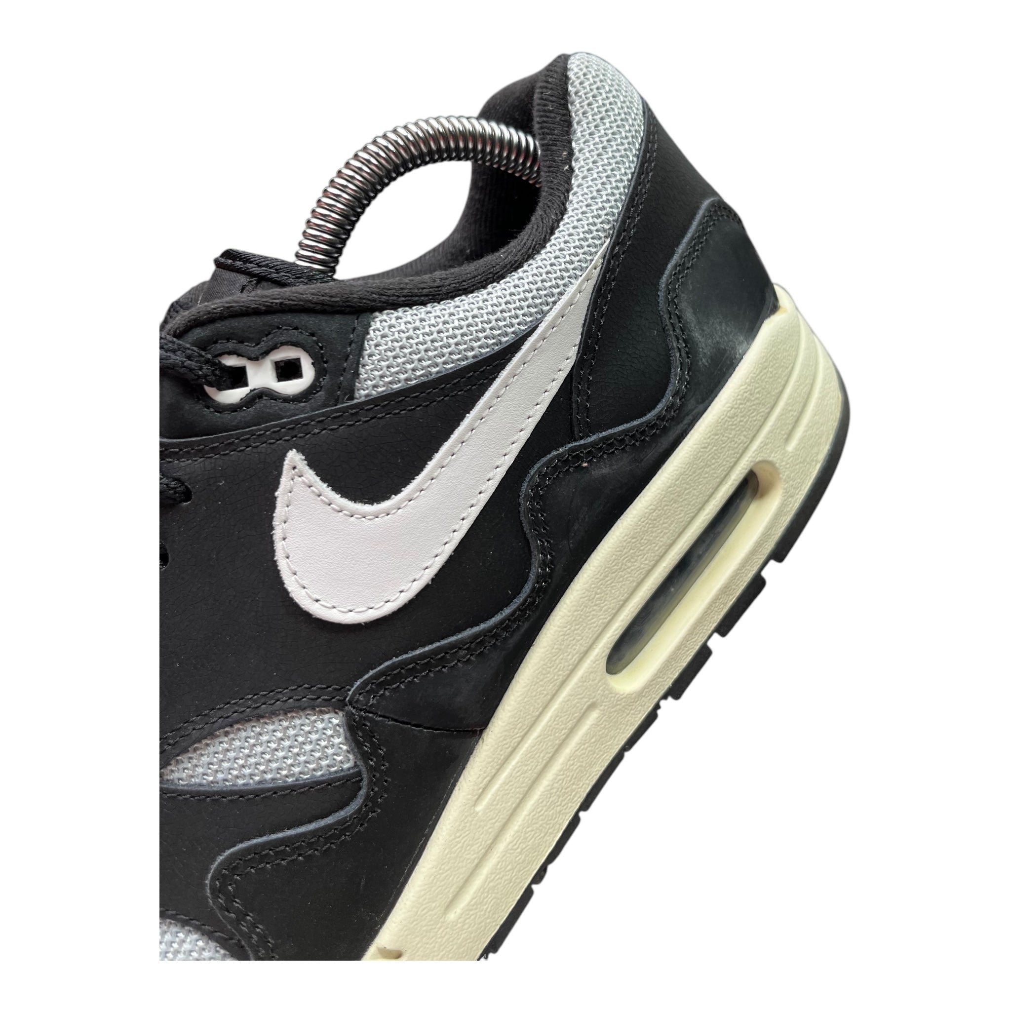 Nike Air Max 1 Patta Waves Schwarz (43EU)