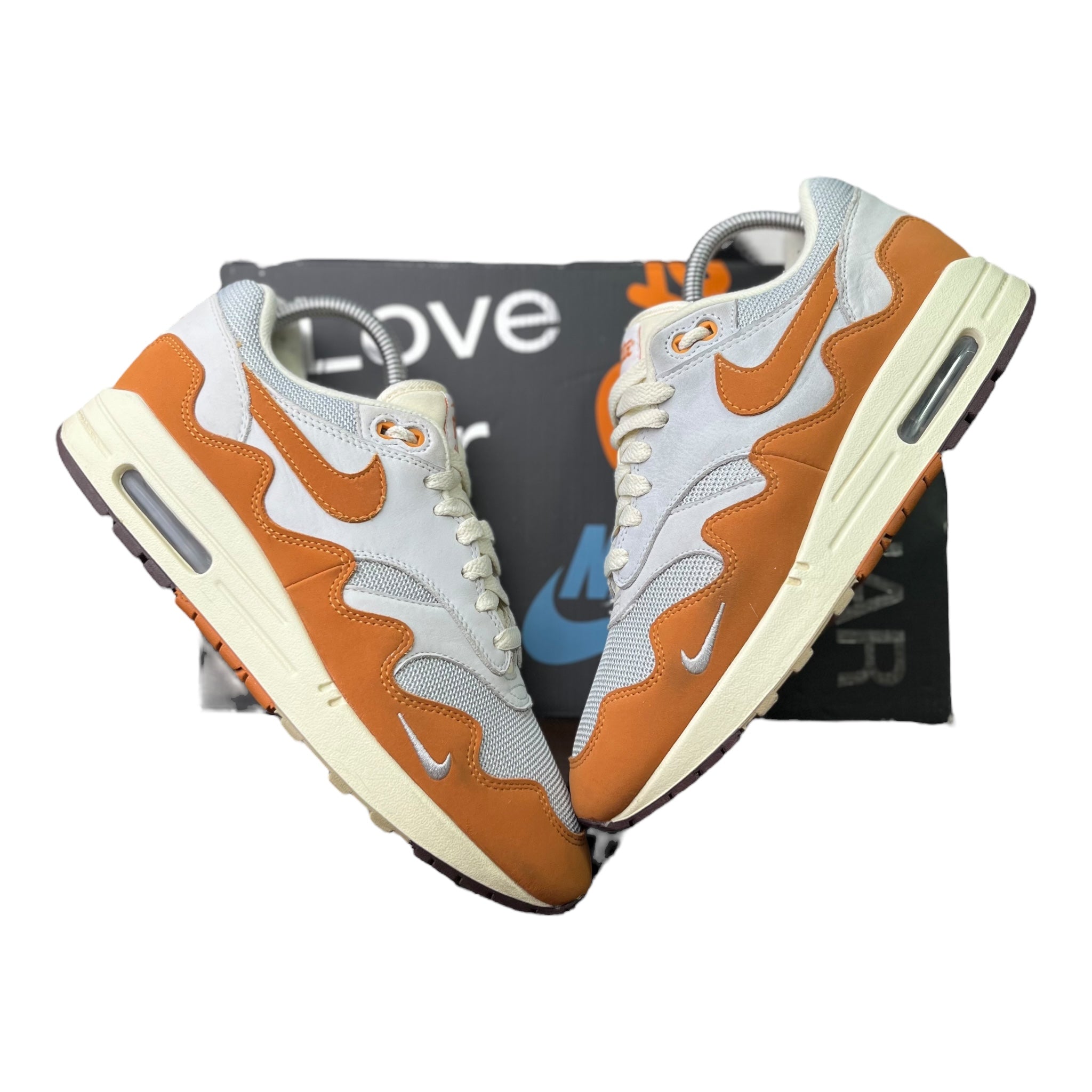 Nike Air Max 1 Patta Monarch (42EU)