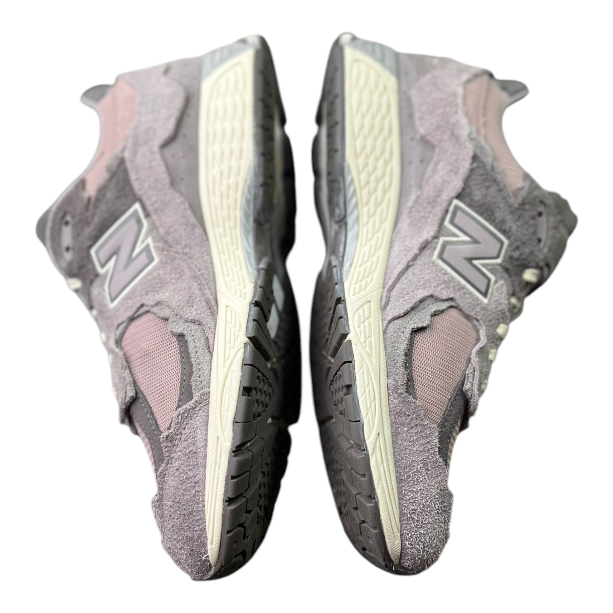 New Balance 2002R Protection Pack Neujahr Staubiges Flieder (45EU)