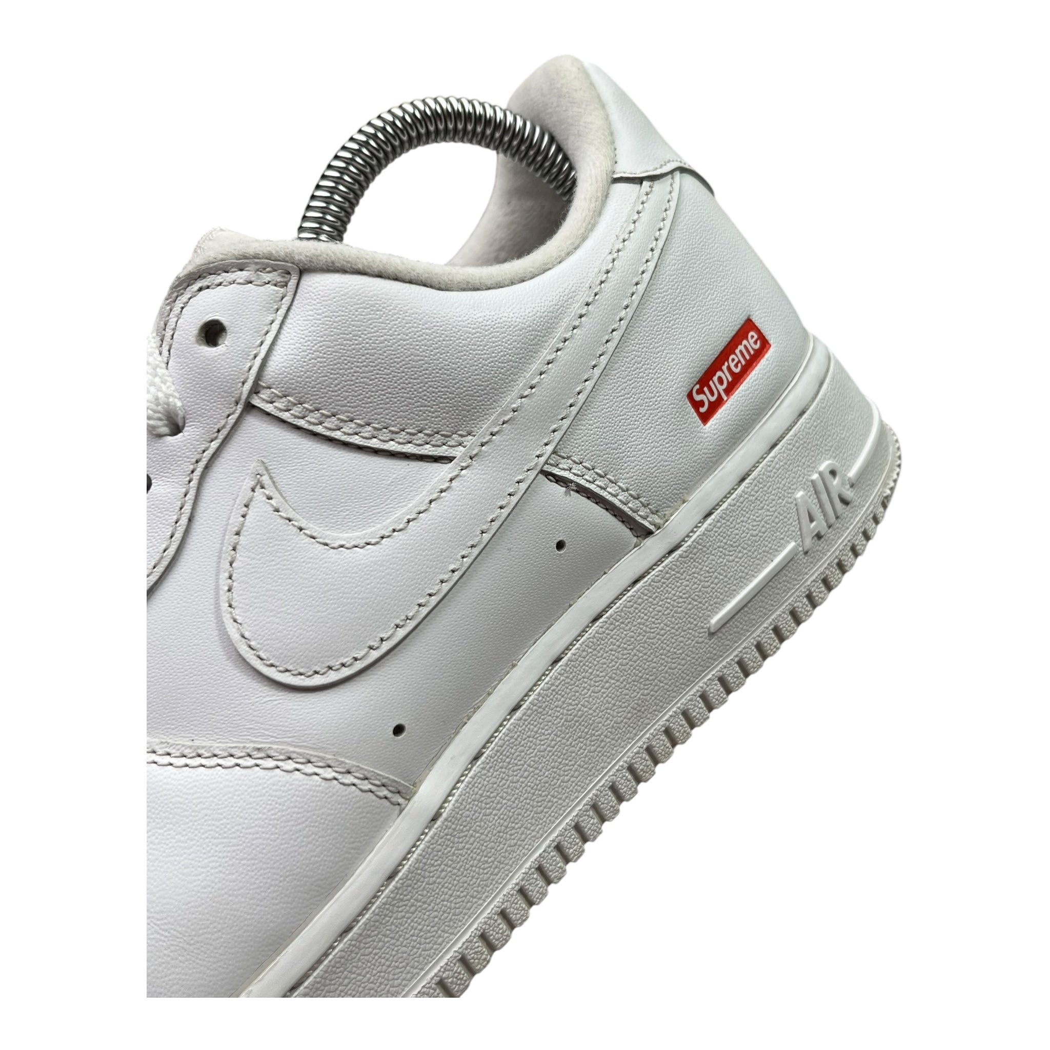 Nike Air Force 1 Low Supreme White (42EU)