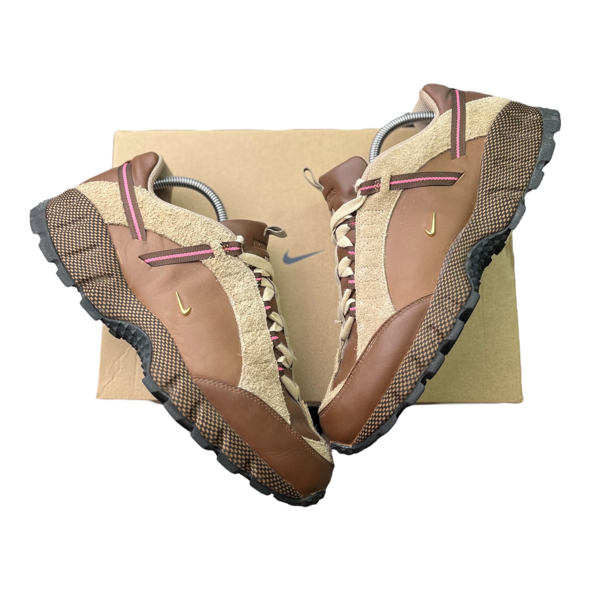 Nike Humara LX Jacquemus Brown (44EU)