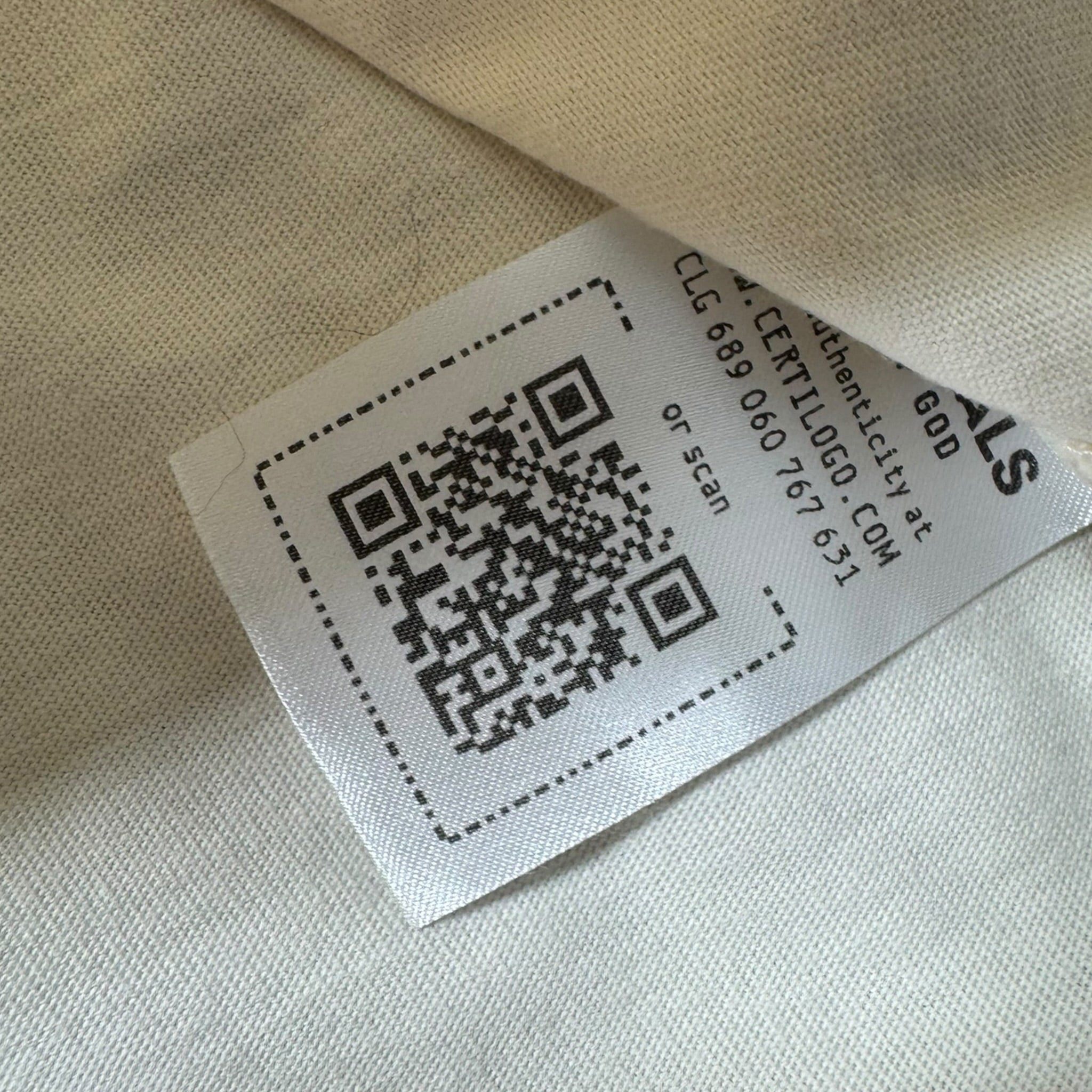 T-Shirt Essentials (S)