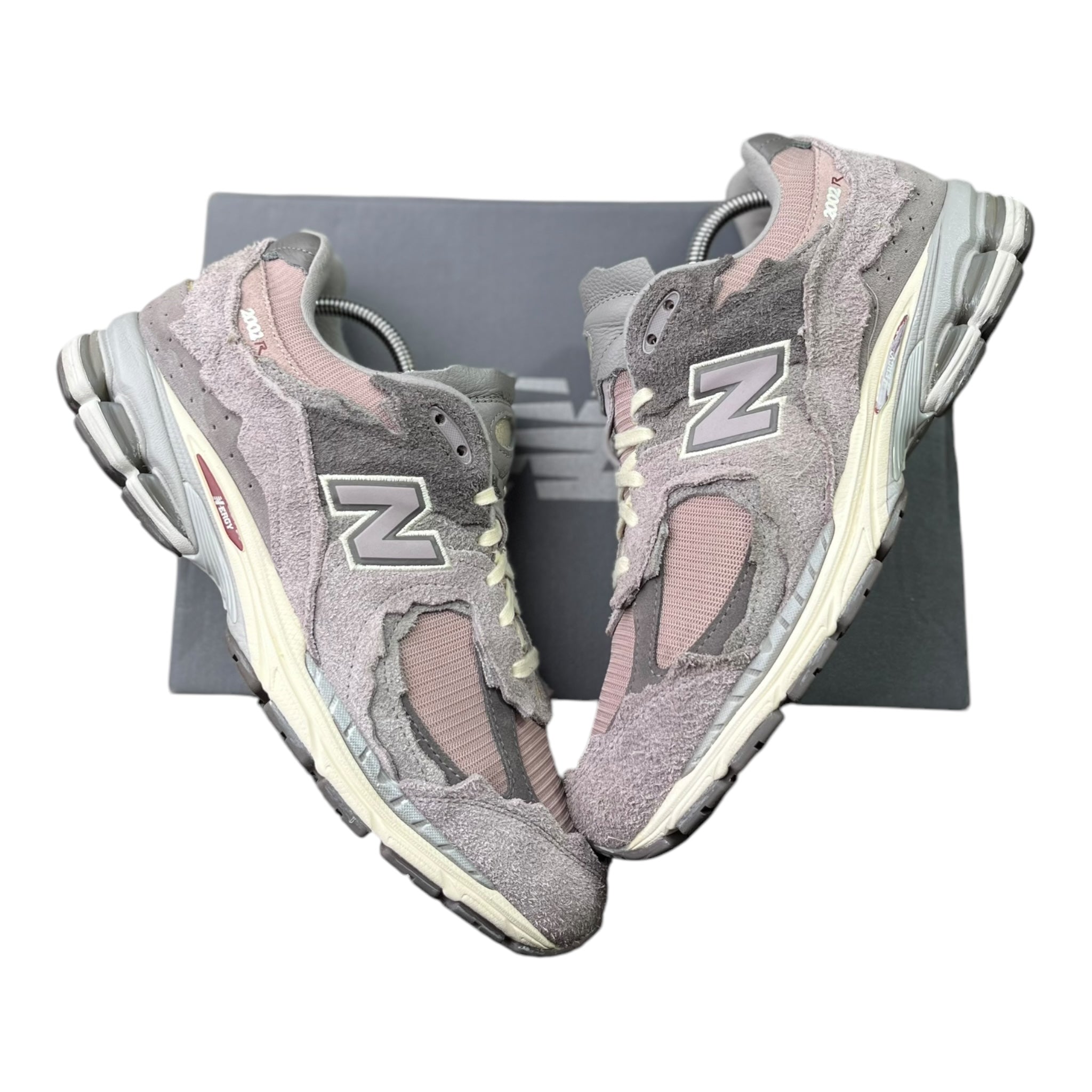 New Balance 2002R Protection Pack Neujahr Staubiges Flieder (45EU)