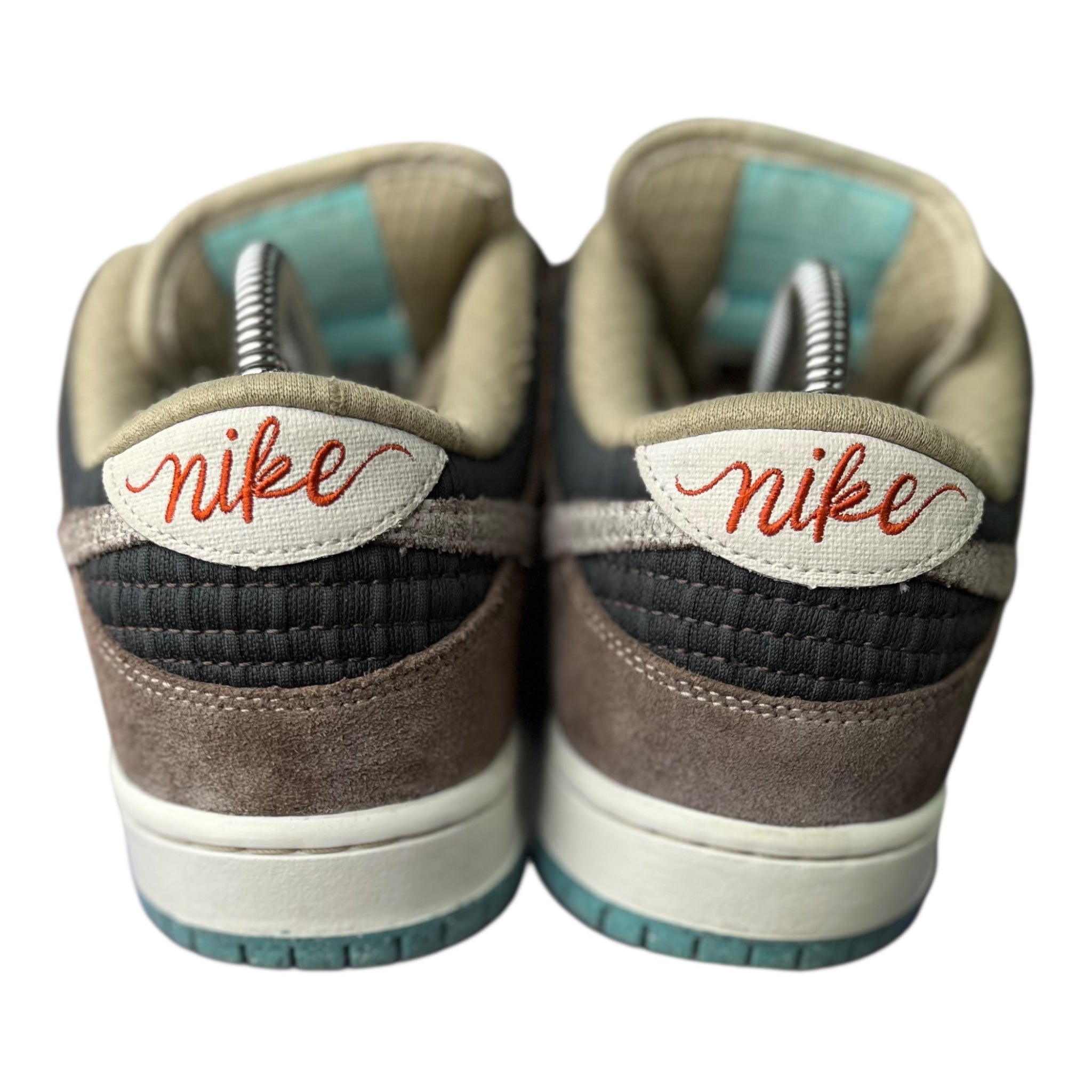 Nike Dunk Low SB Big Money Savings (43EU)