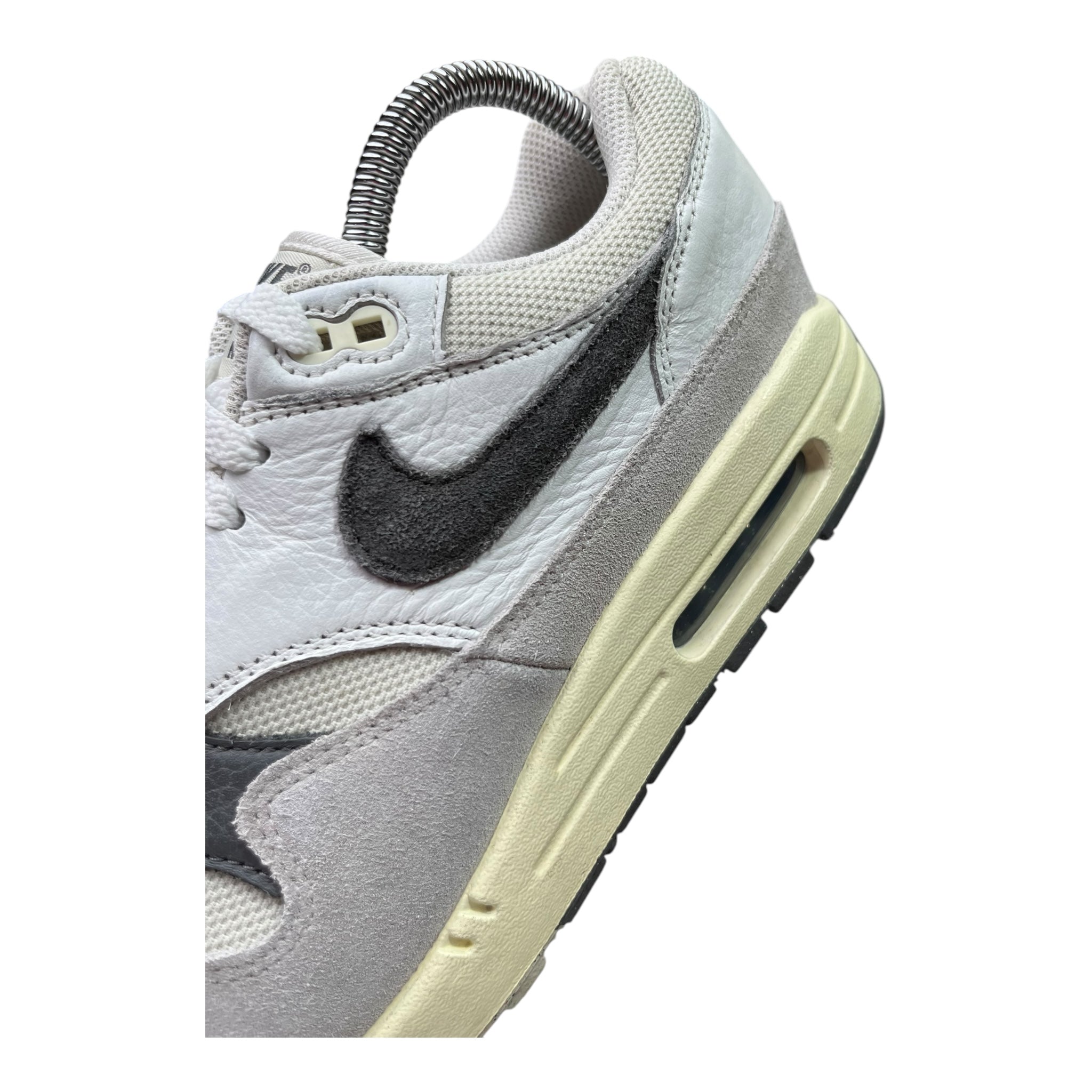 Nike Air Max 1 Light Bone Iron Grey (42.5EU)