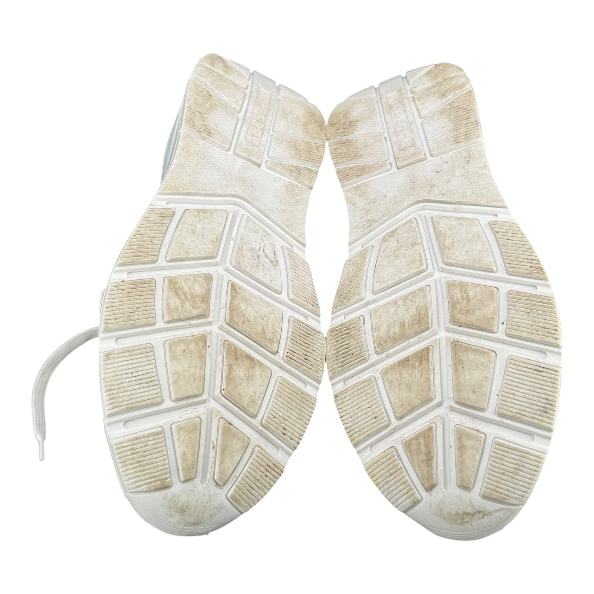 Burberry Sneakers (44EU)