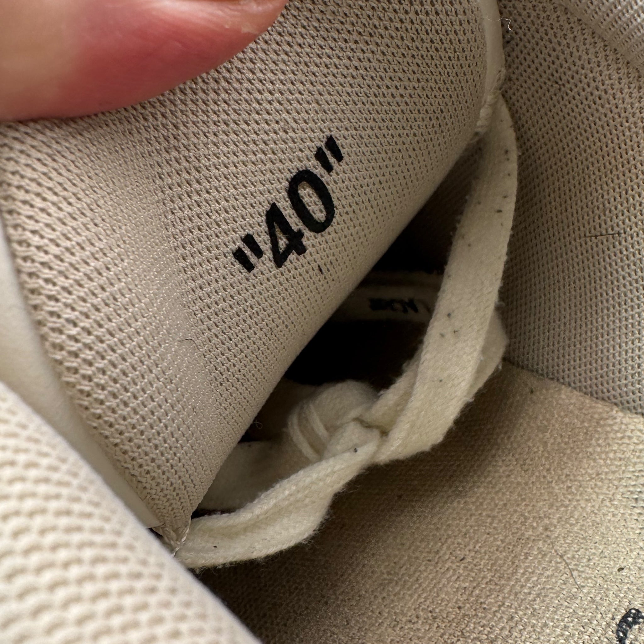 Off-White Out Off Office (40EU)