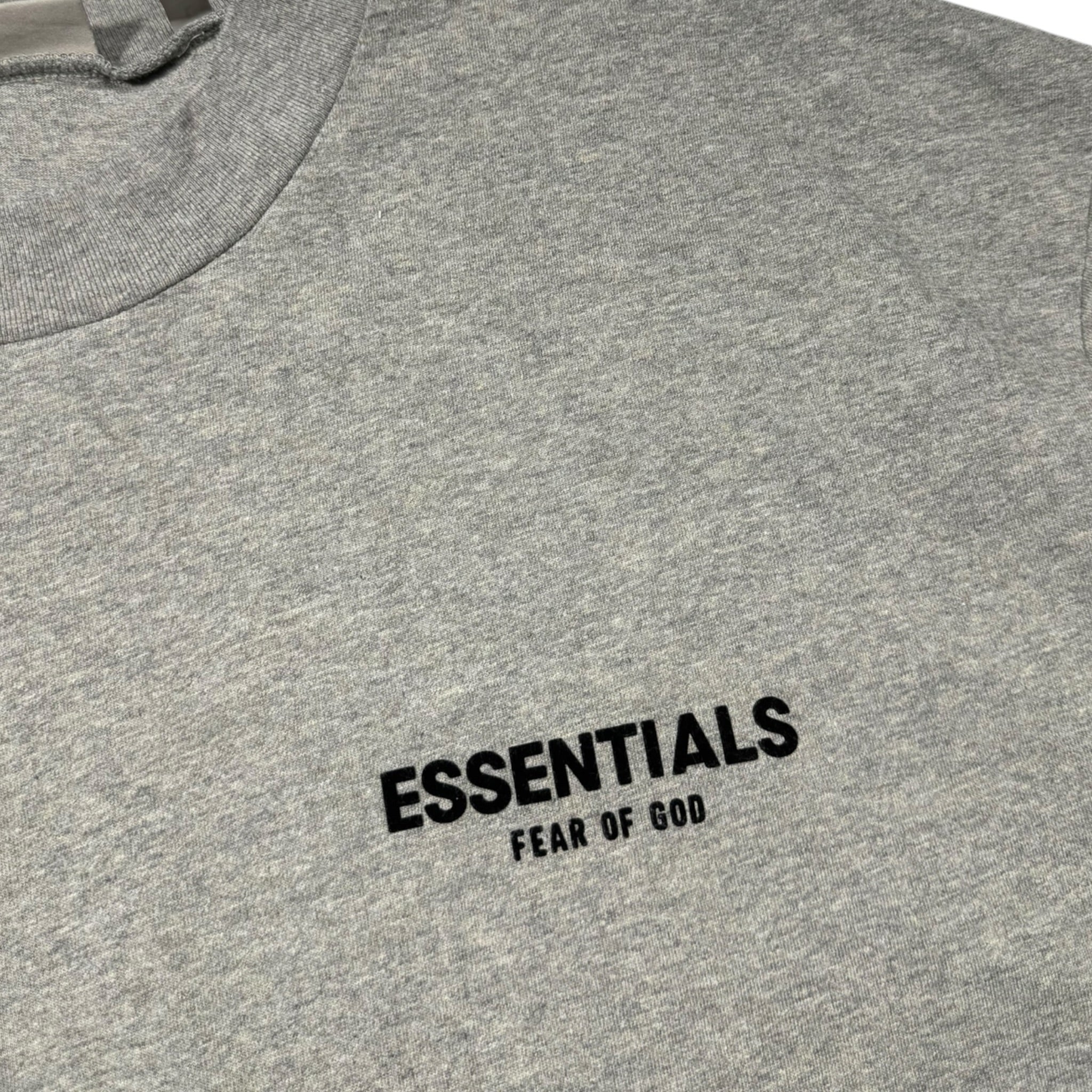 T-Shirt Essentials (L)