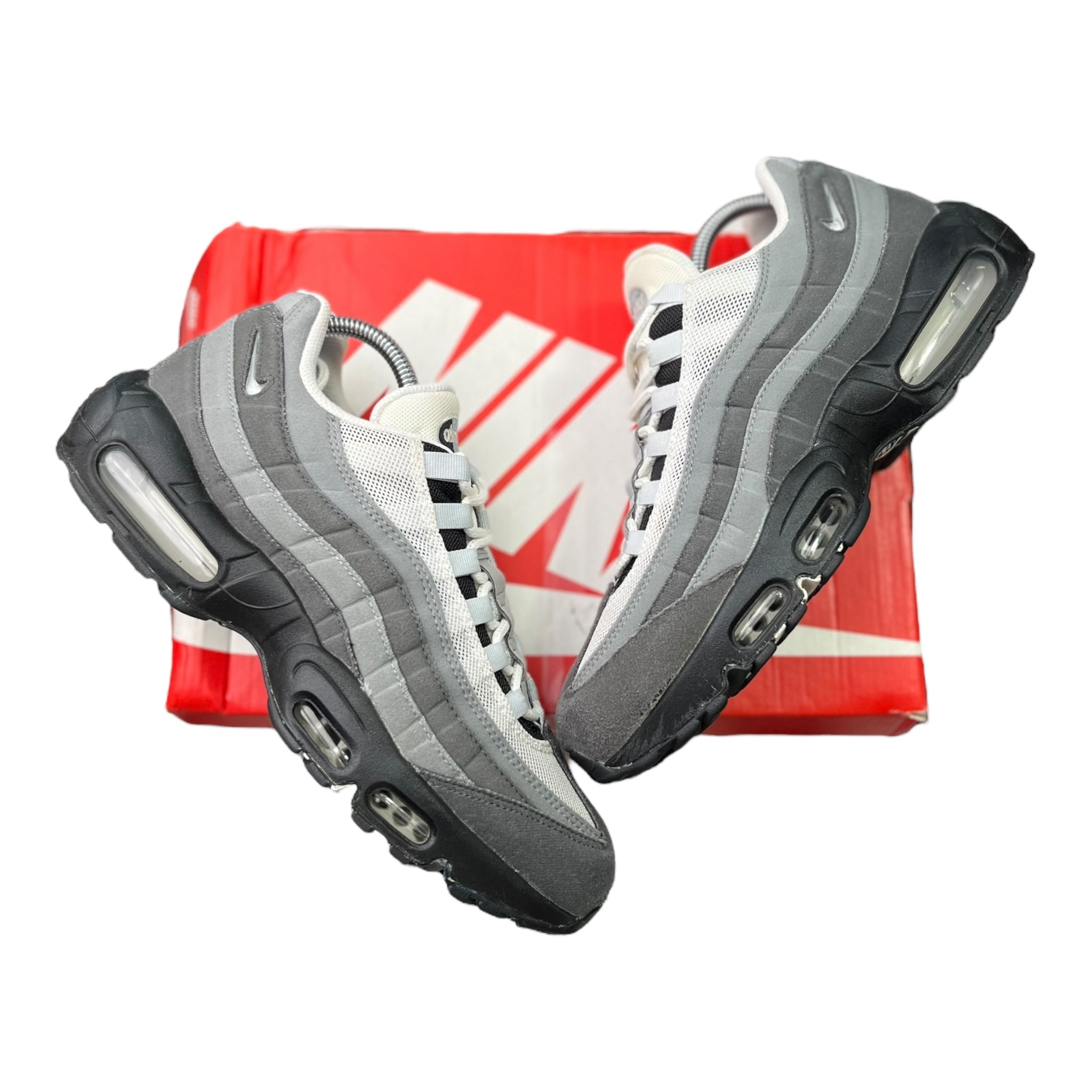 Nike Air Max 95 Grau Jewel (42.5EU)