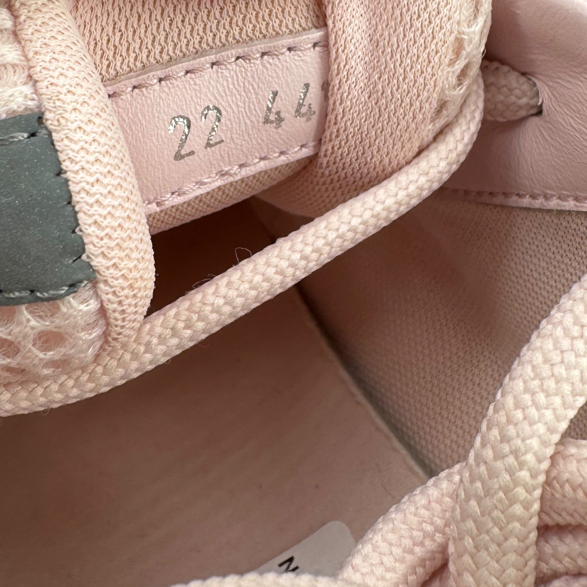 Dior B22 (44EU)