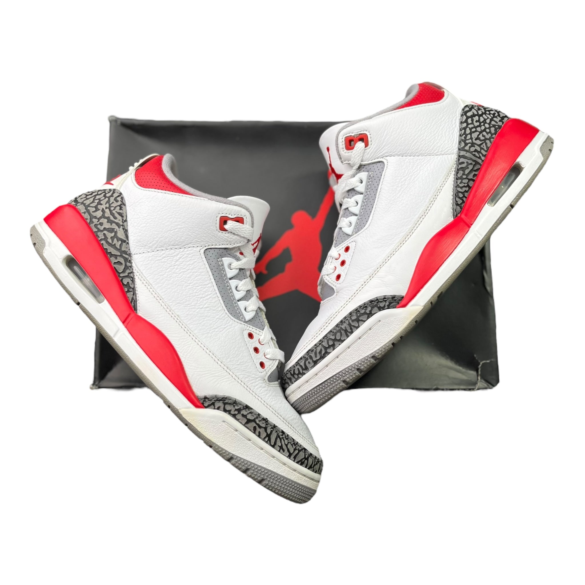 Jordan 3 Retro Fire Red (44EU)