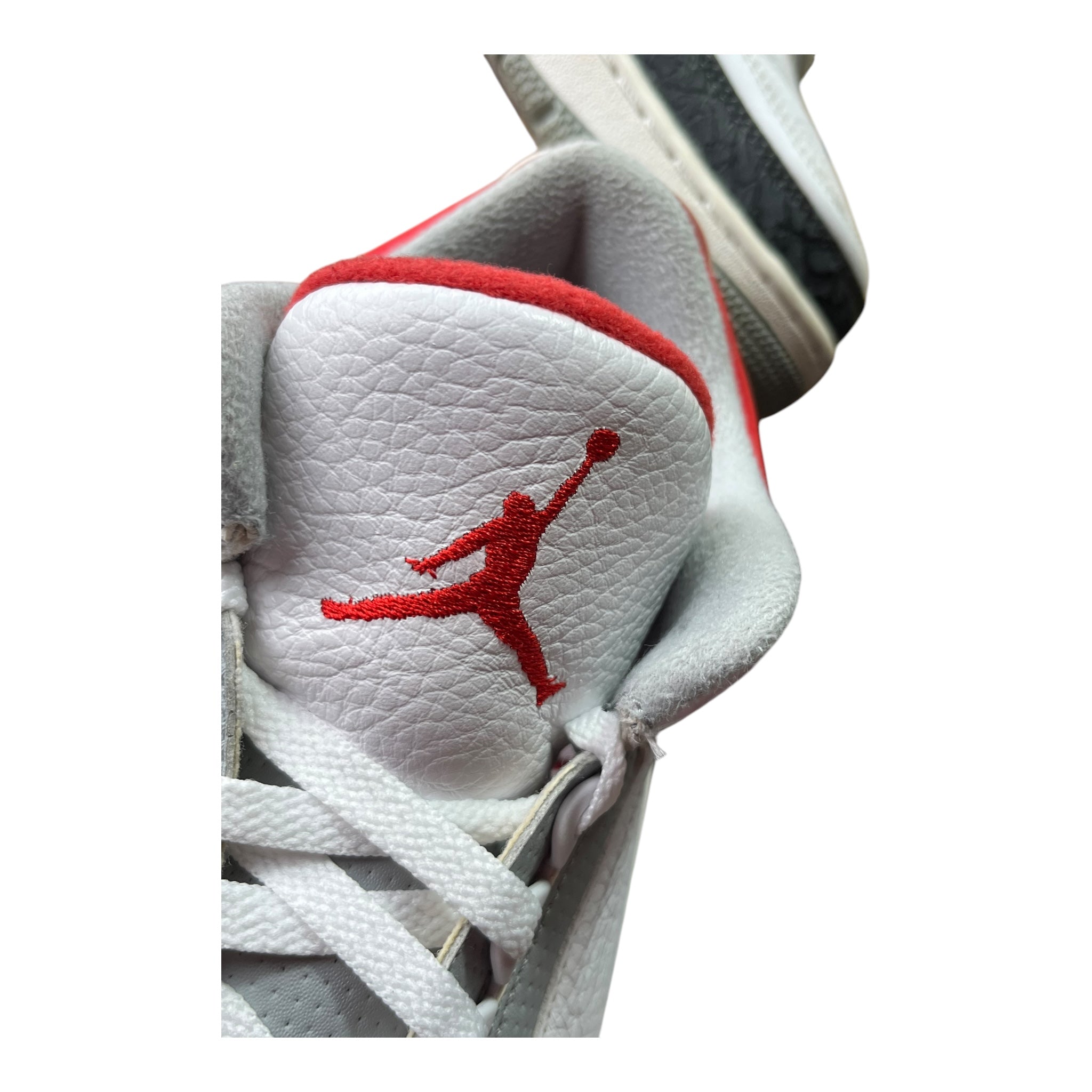 Jordan 3 Fire Red (45EU)