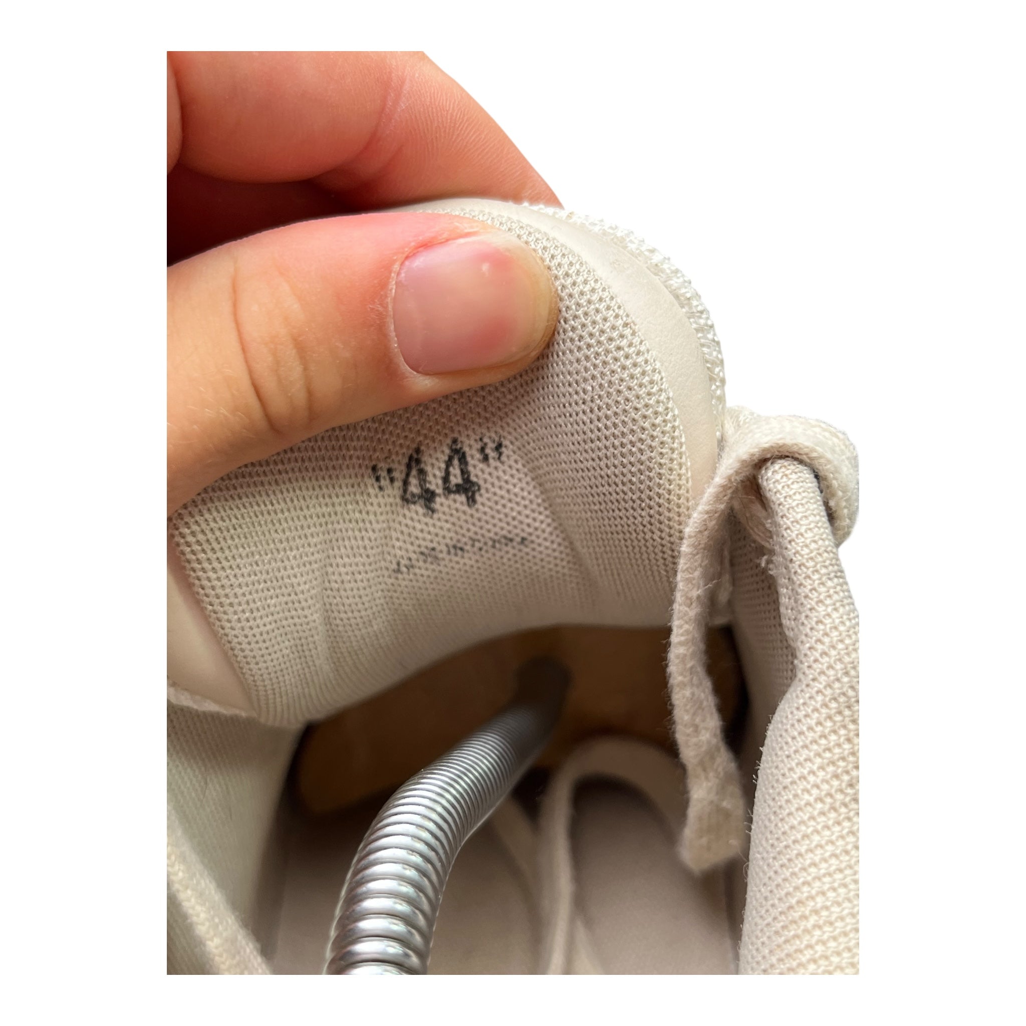 Off-White Out Of Office Beige White (44EU)