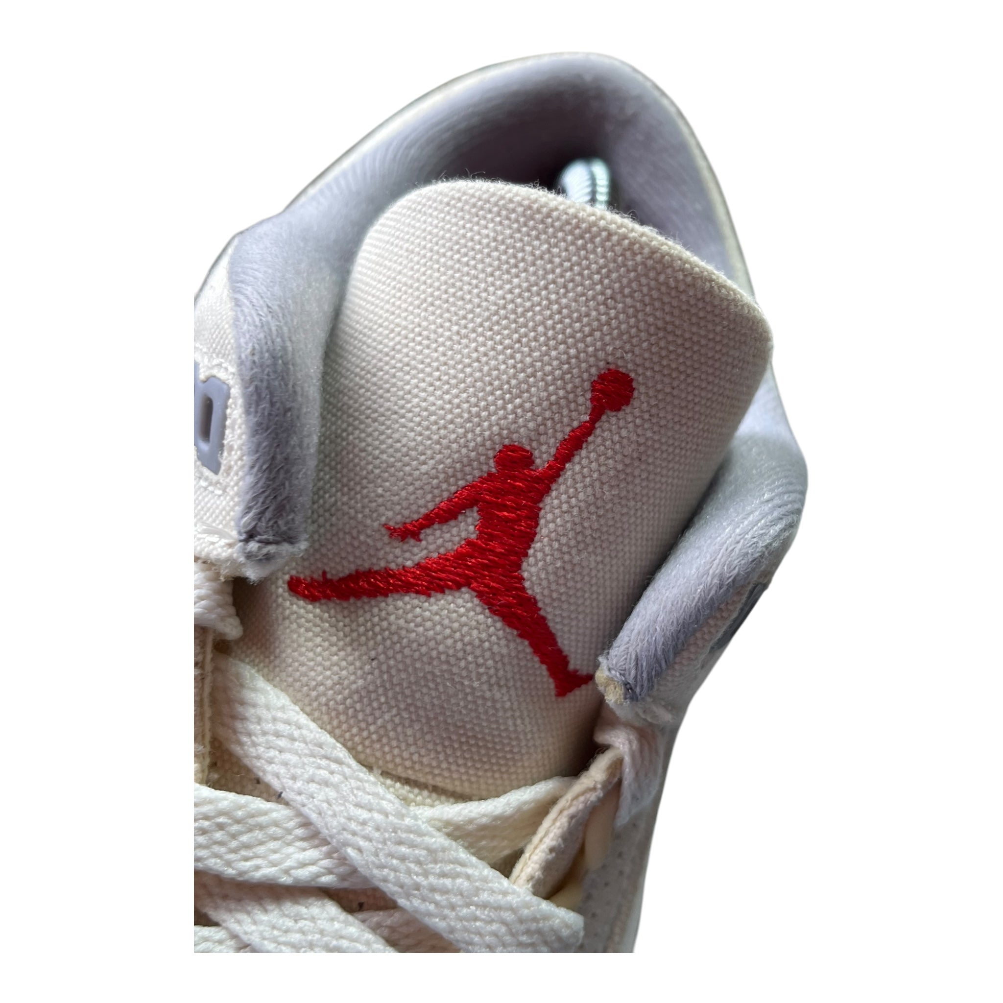 Jordan 3 Retro Muslin (42EU)