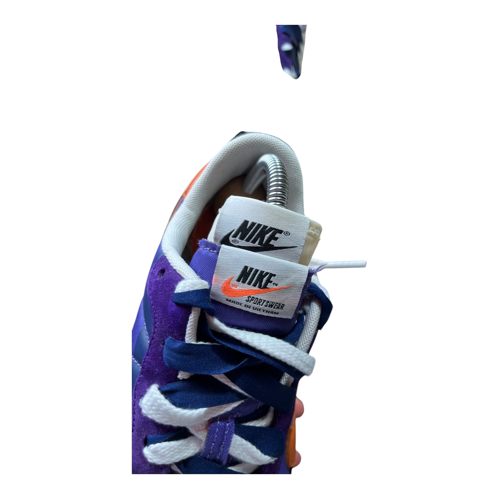 Nike Vaporwaffle Sacai Dunkel Iris (42 EU)