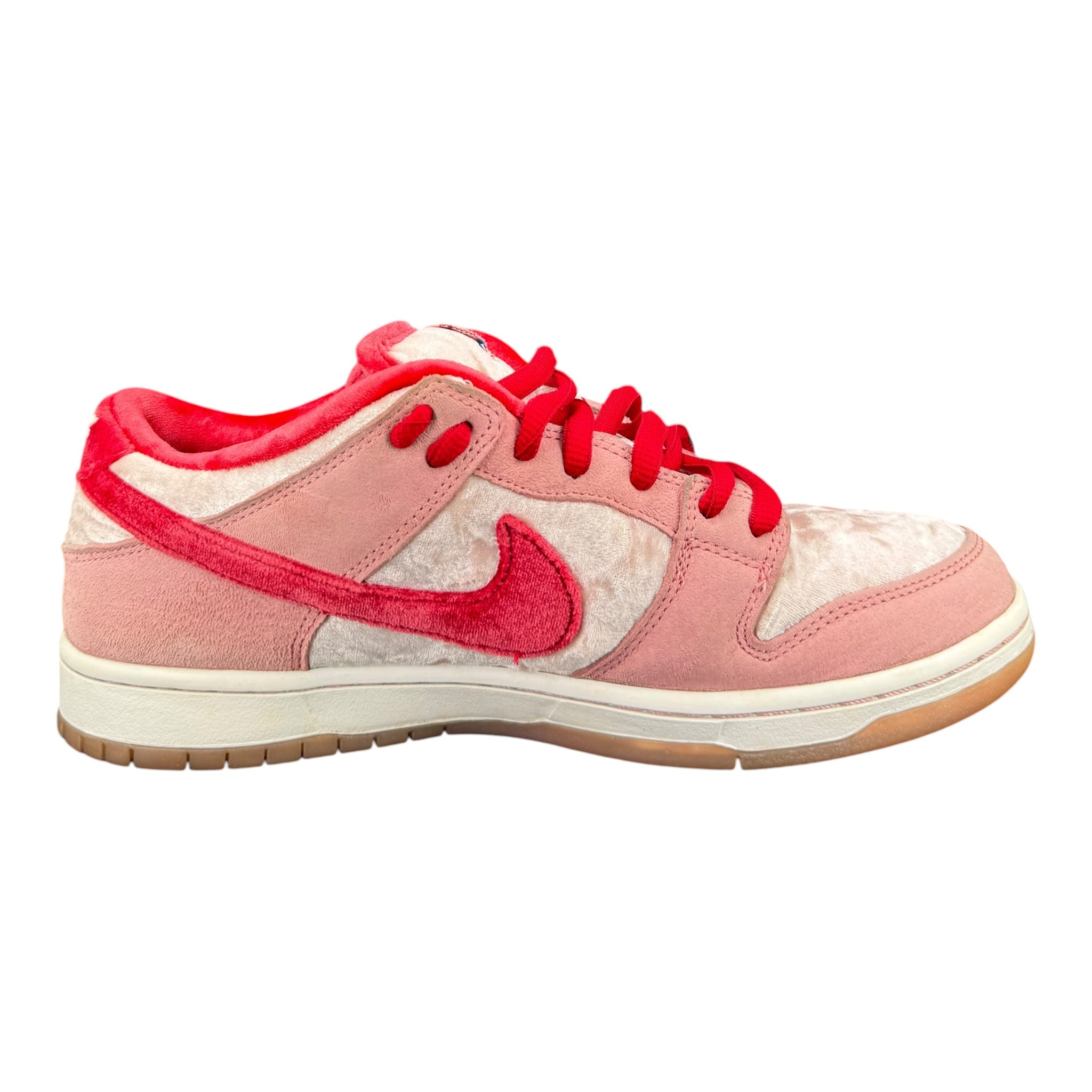 Dunk SB Low Strange Love (42.5EU)
