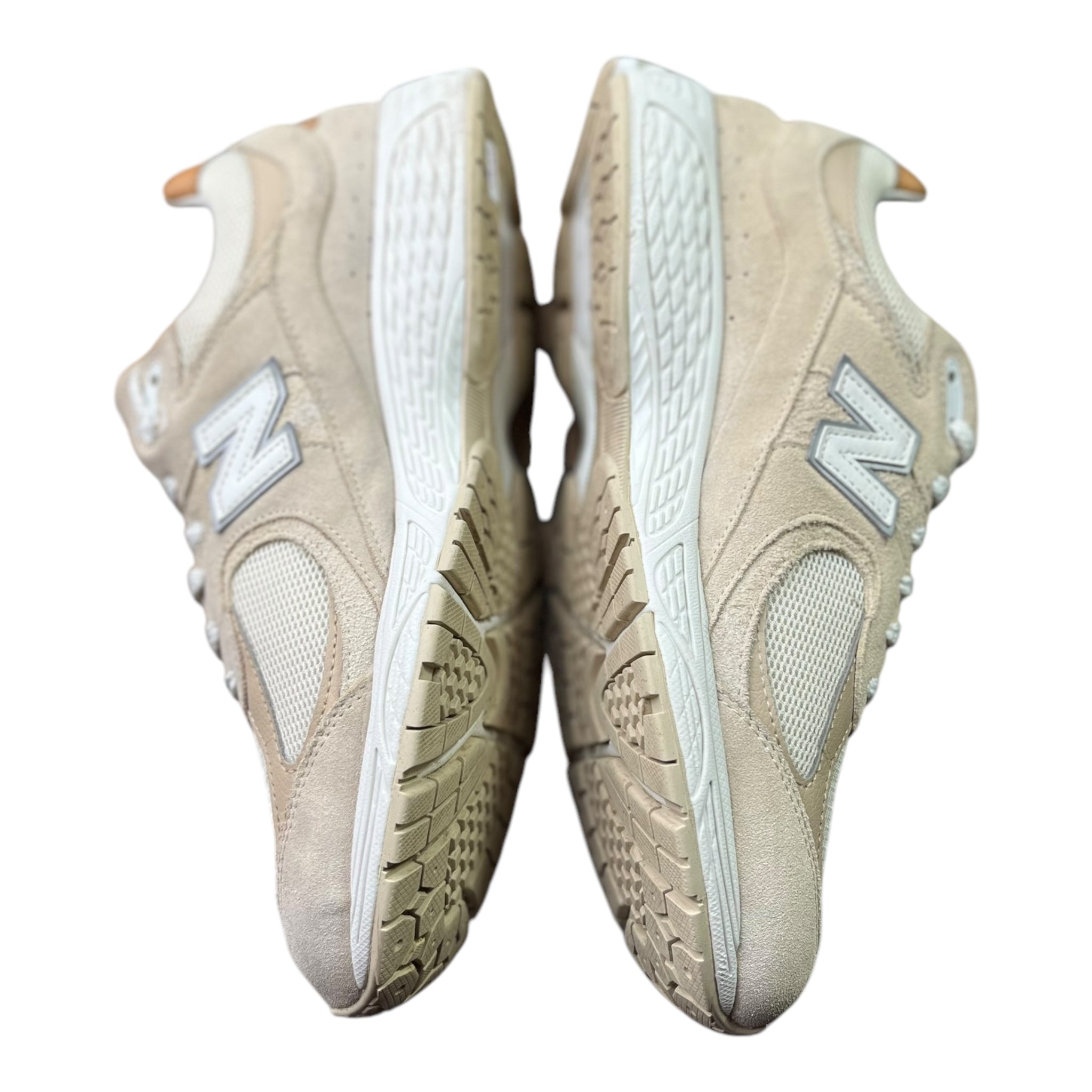 New Balance 2002R Sandstone (45EU)