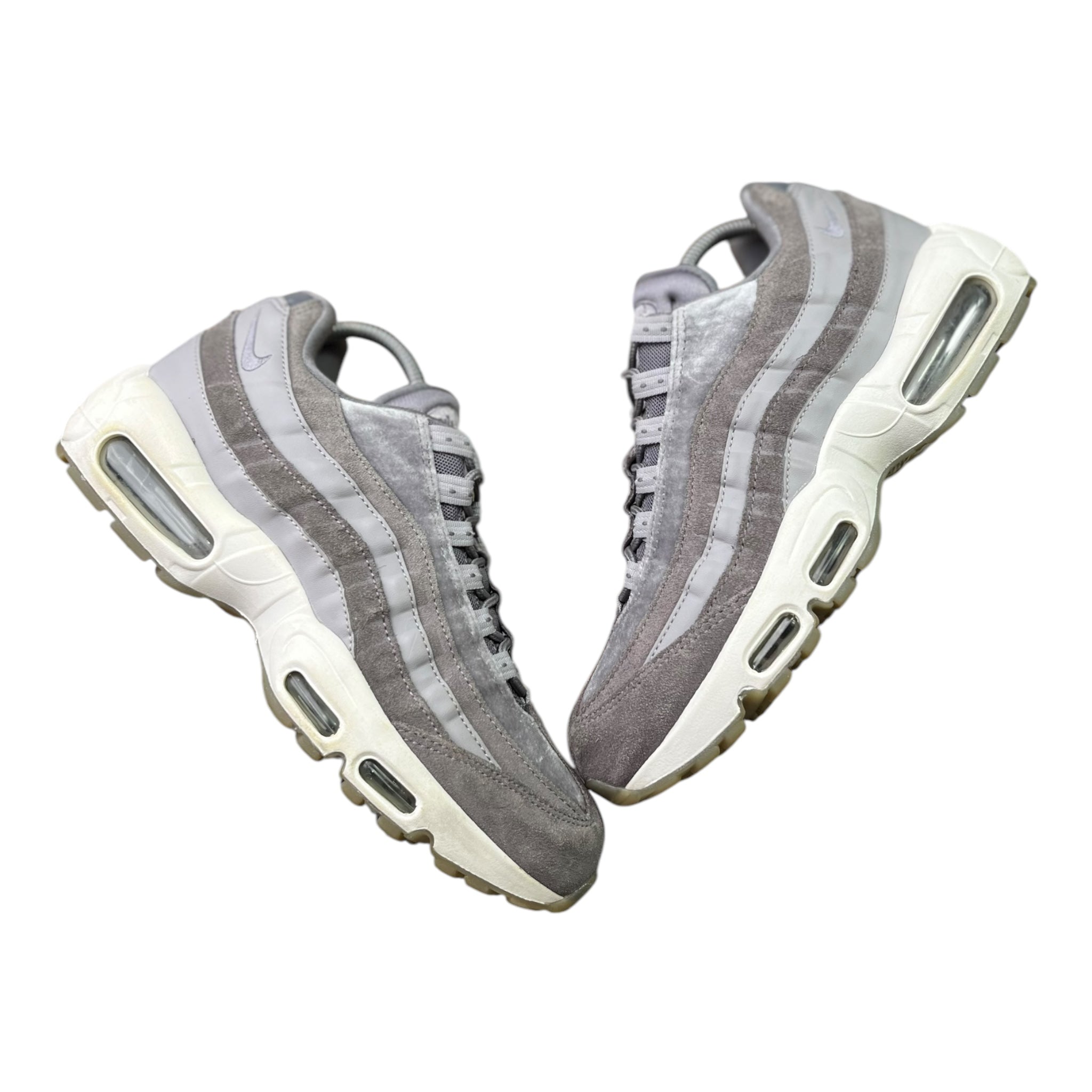 Nike Air Max 95 LX Gunsmoke Grau (40EU)