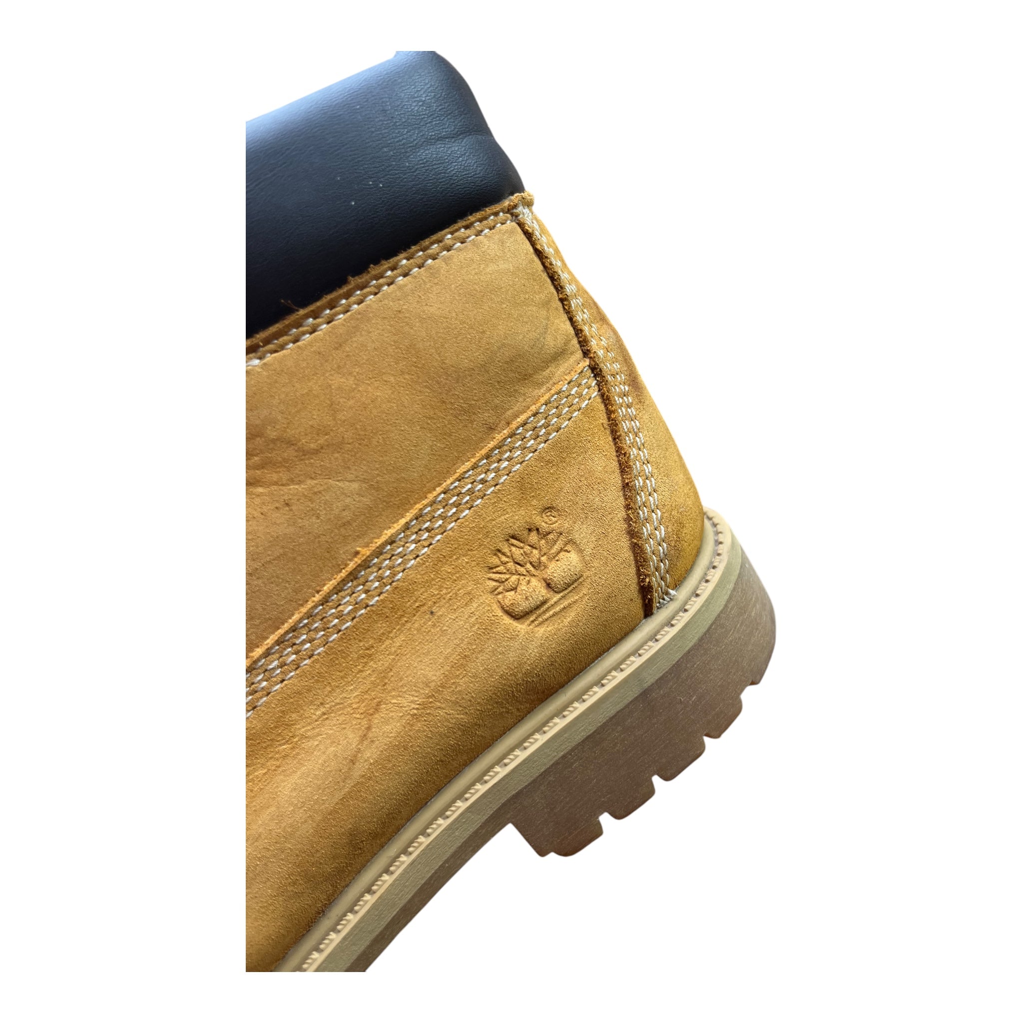 Timberland 6 Inch Classic Boots (35EU)