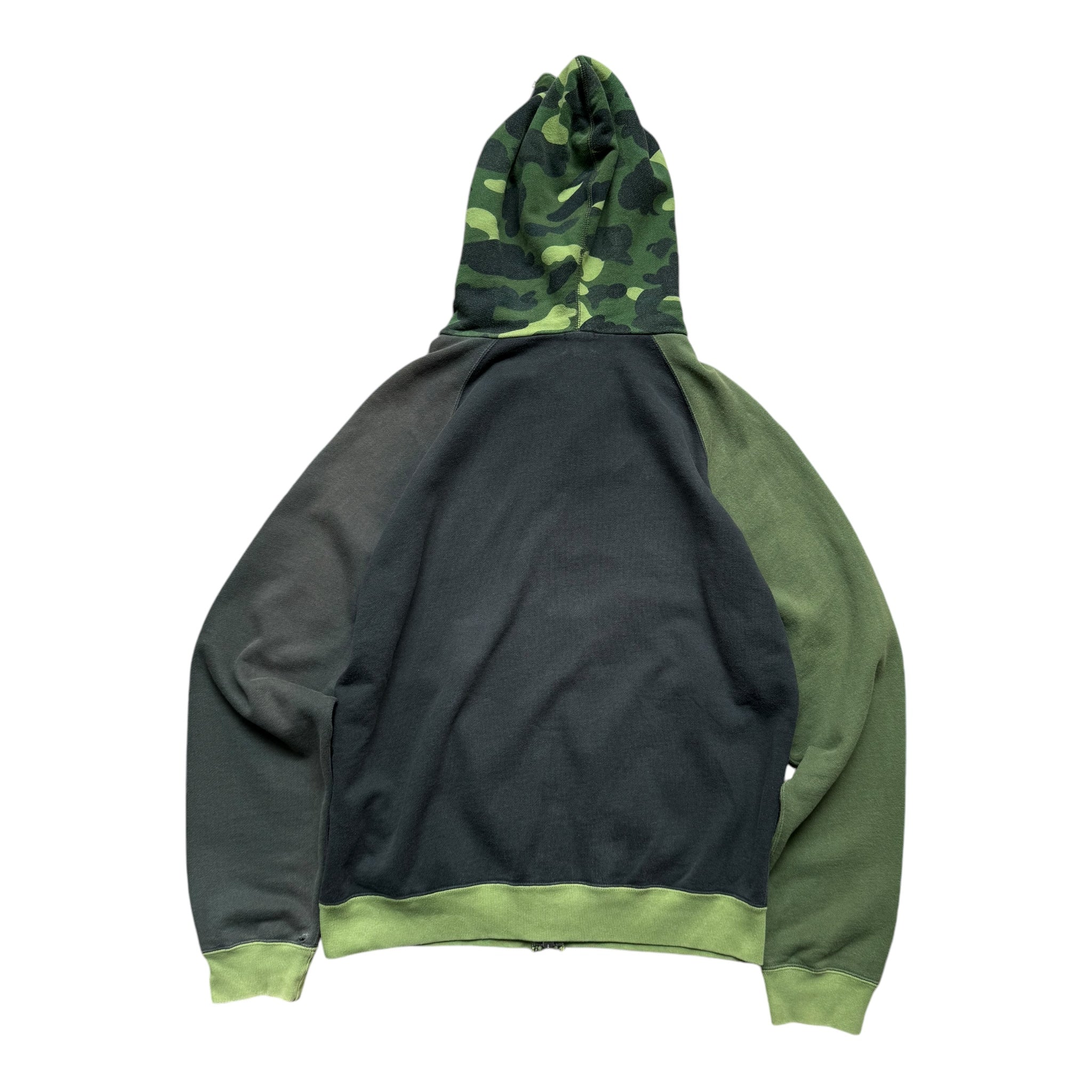 Full zip bape sweatshirt (M)