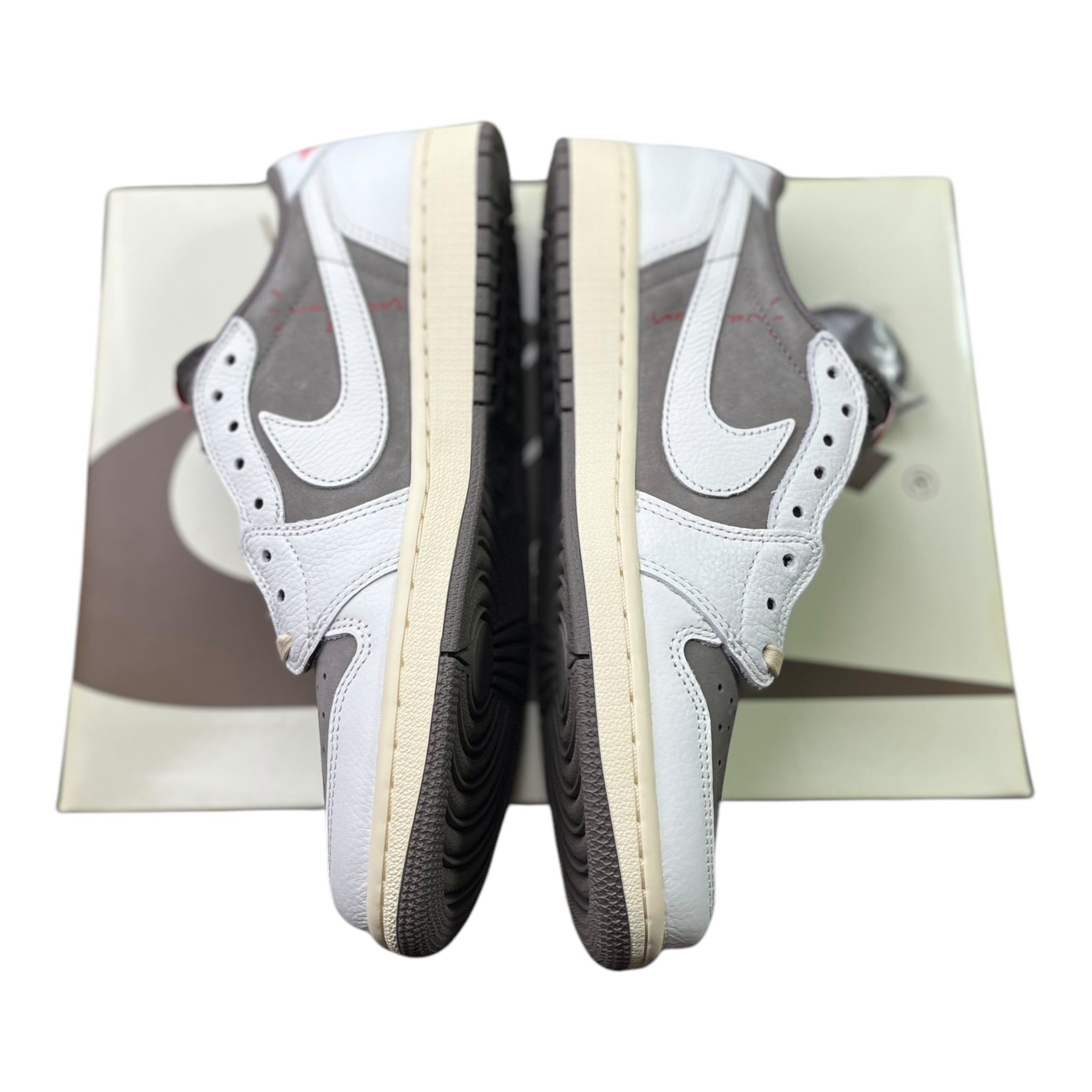 Jordan 1 Low OG Travis Scott Reverse Mocha (44EU)