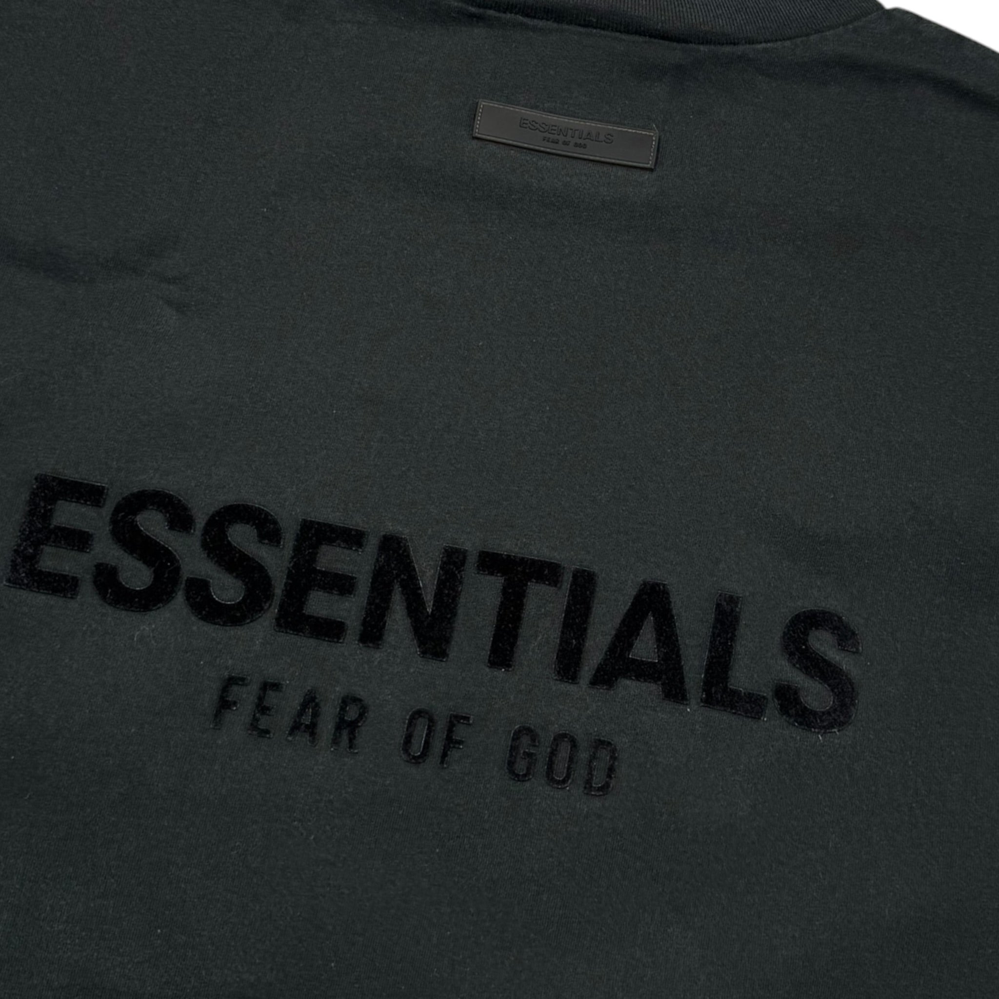 T-Shirt Essentials (M)