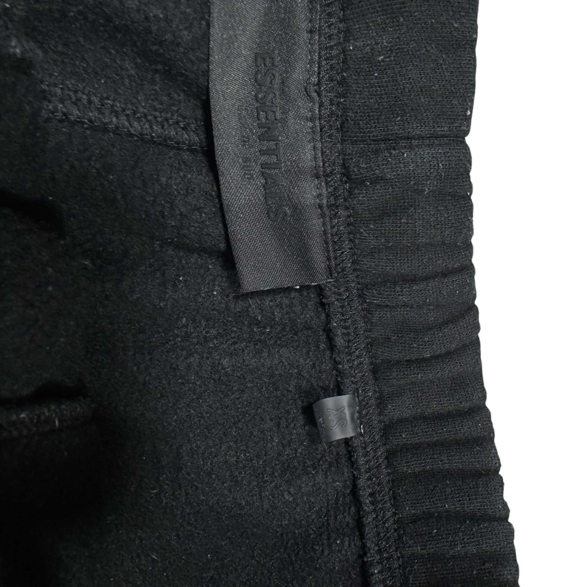 Short Essentials (XS)