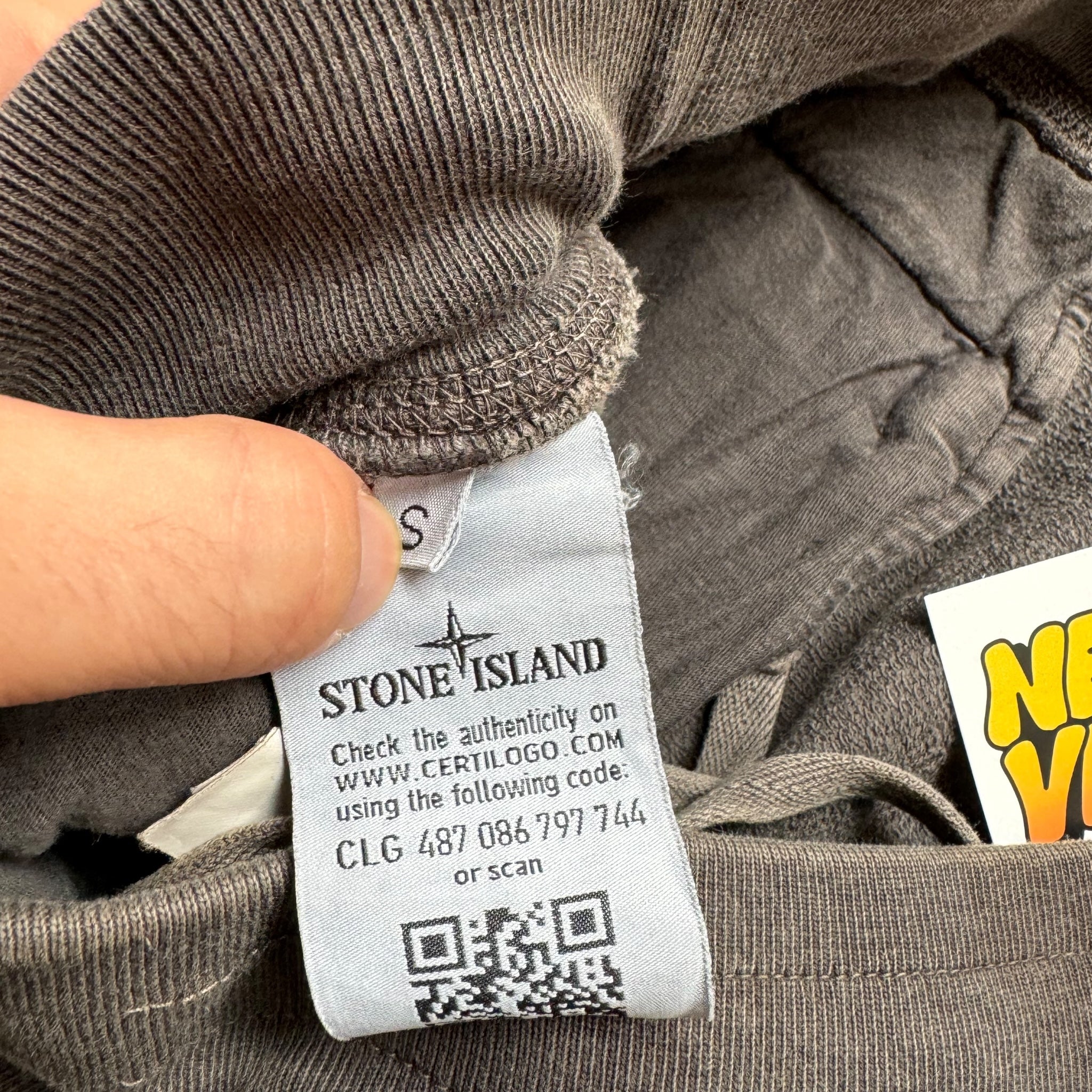 Short Stone Island (S)