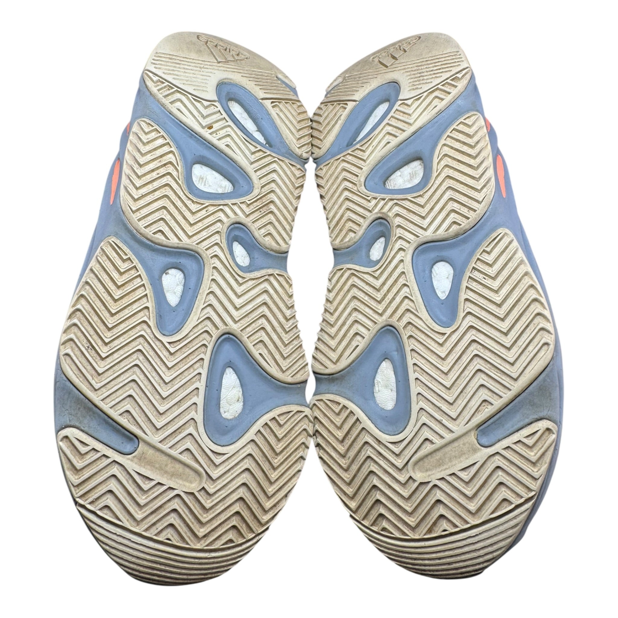 Yeezy Boost 700 Inertia (39.5EU)