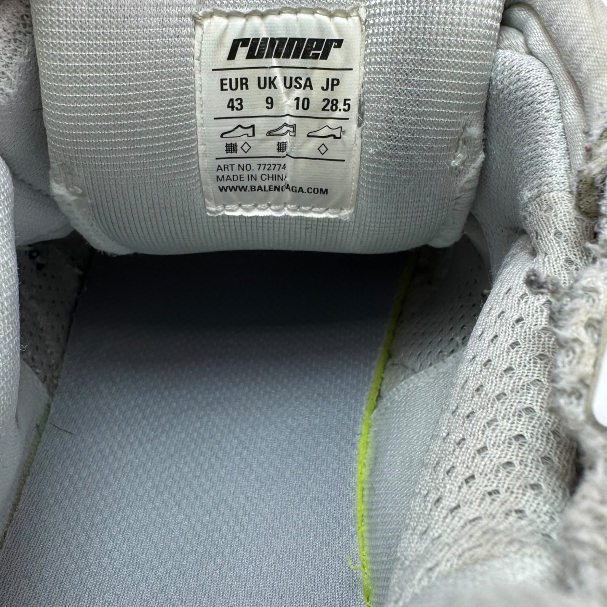 Balenciaga Runner (43EU)