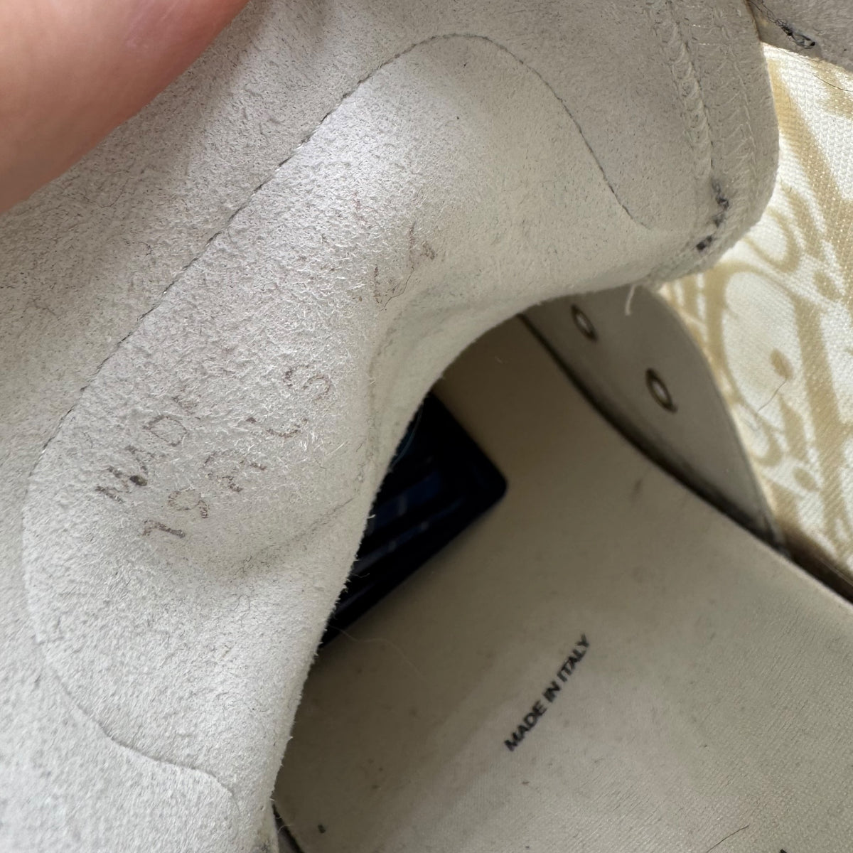 Dior B23 (44EU)