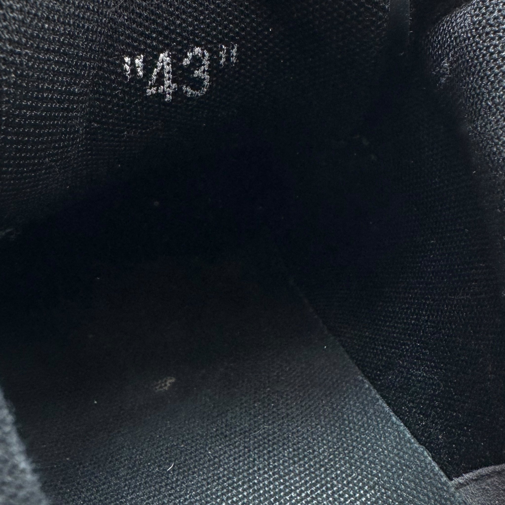 Off-White Out Off Office (43EU)