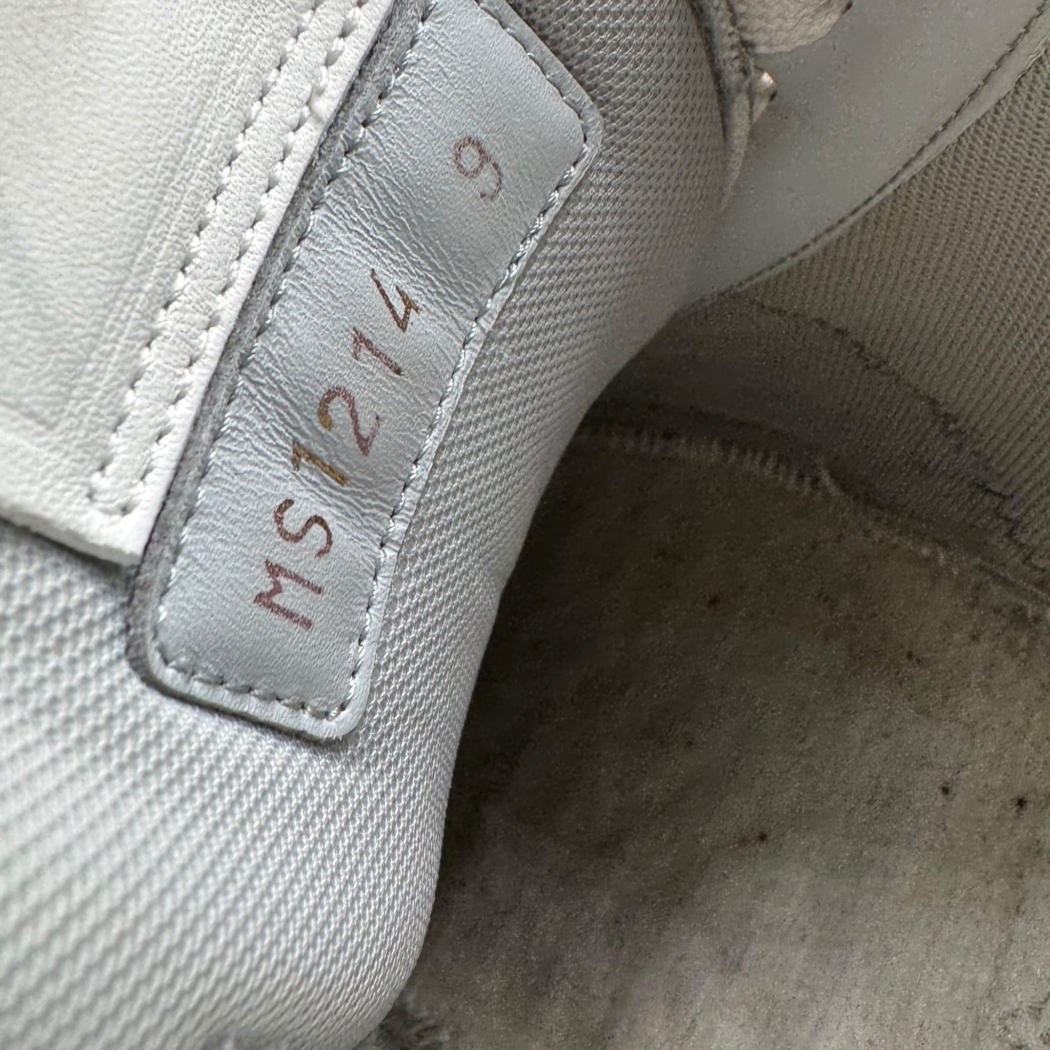 Louis Vuitton Trainer (44EU)