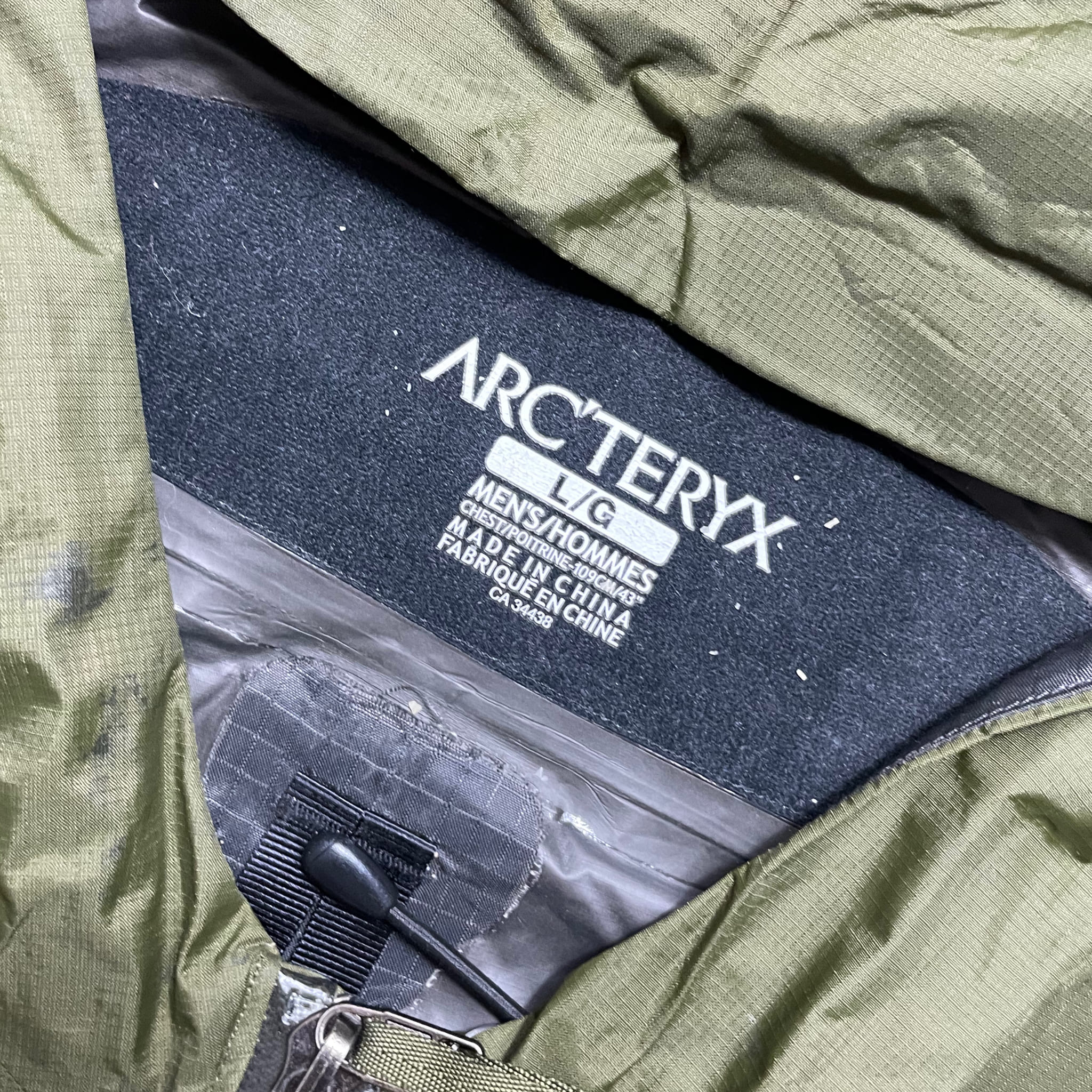 Arc'teryx Gore-Tex Jacke (L)