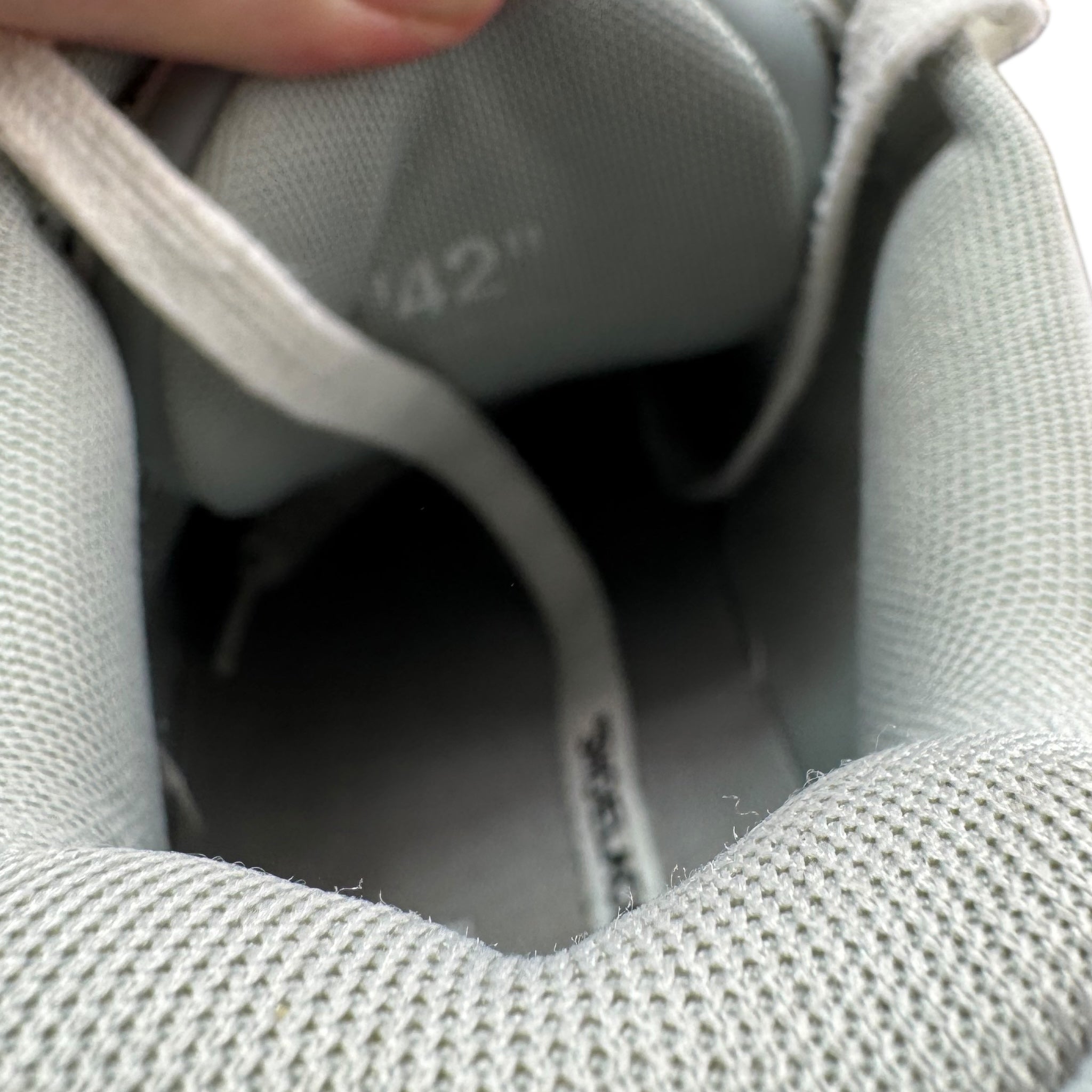 Off-White Out Off Office (42EU)