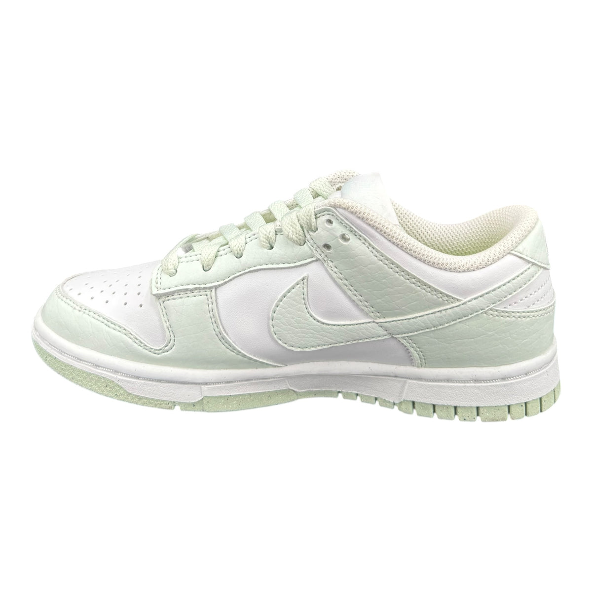 Dunk Low Next Nature Barely green DS (36EU)