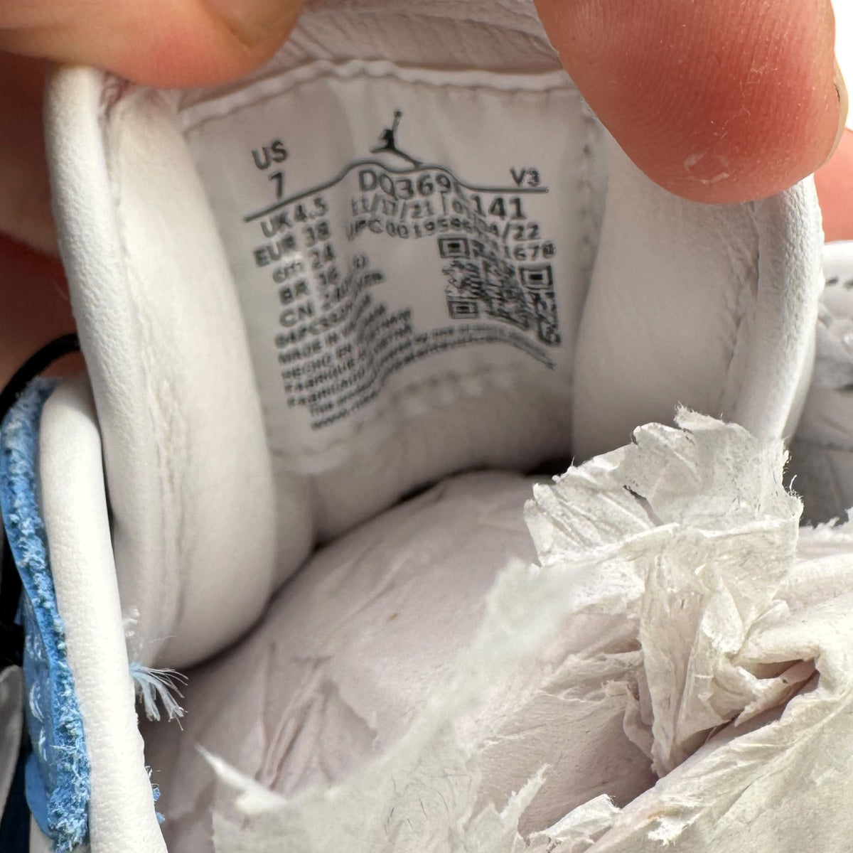 Jordan One Low elevate UNC DS (38EU)