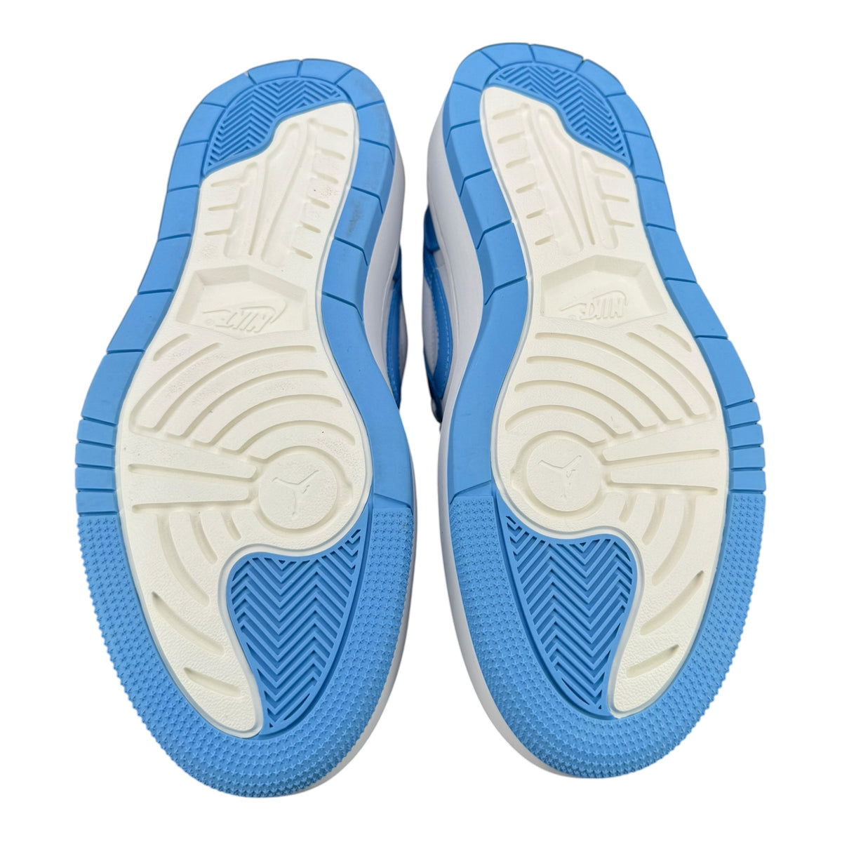Jordan One Low elevate UNC DS (38EU)