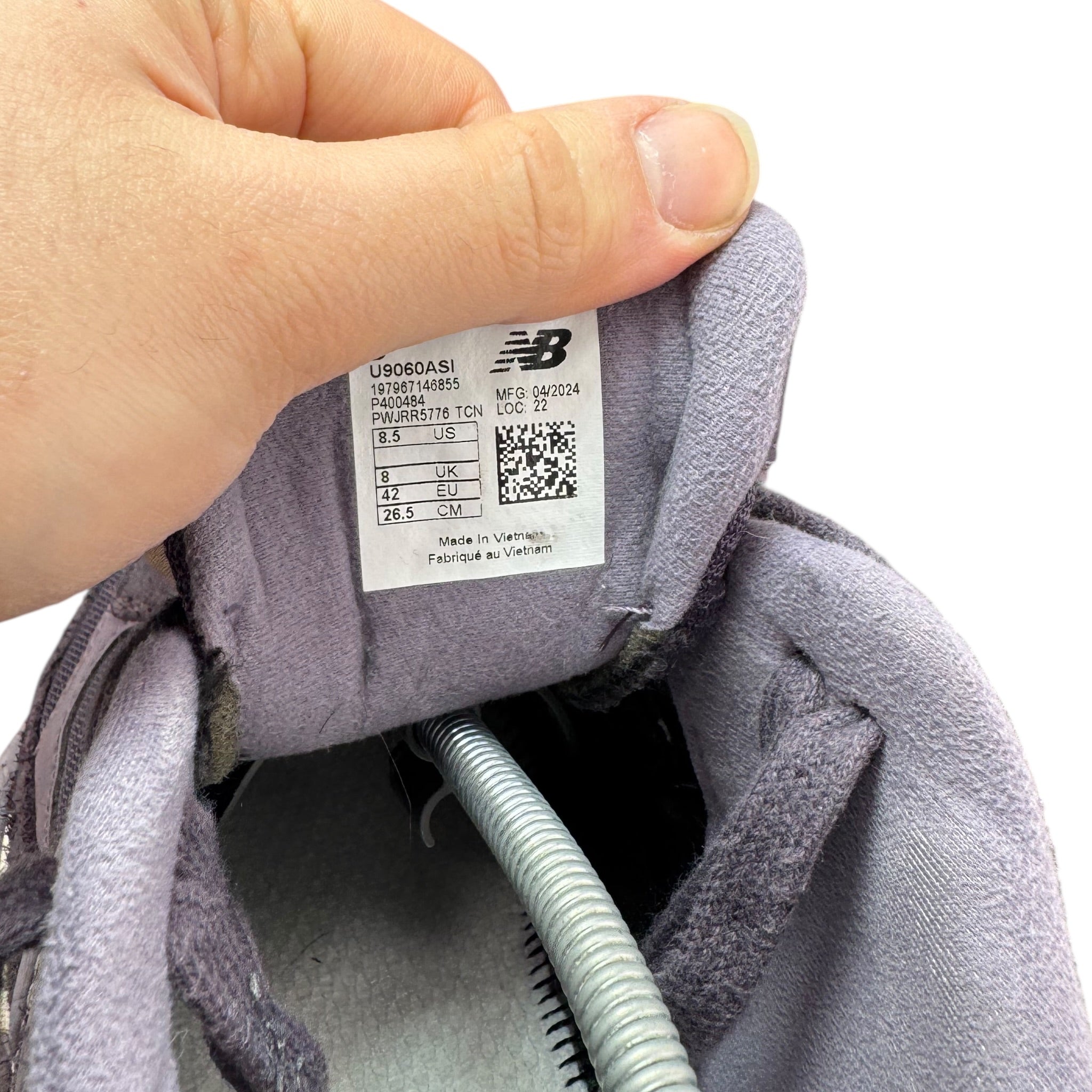 New Balance 9060 (41EU)