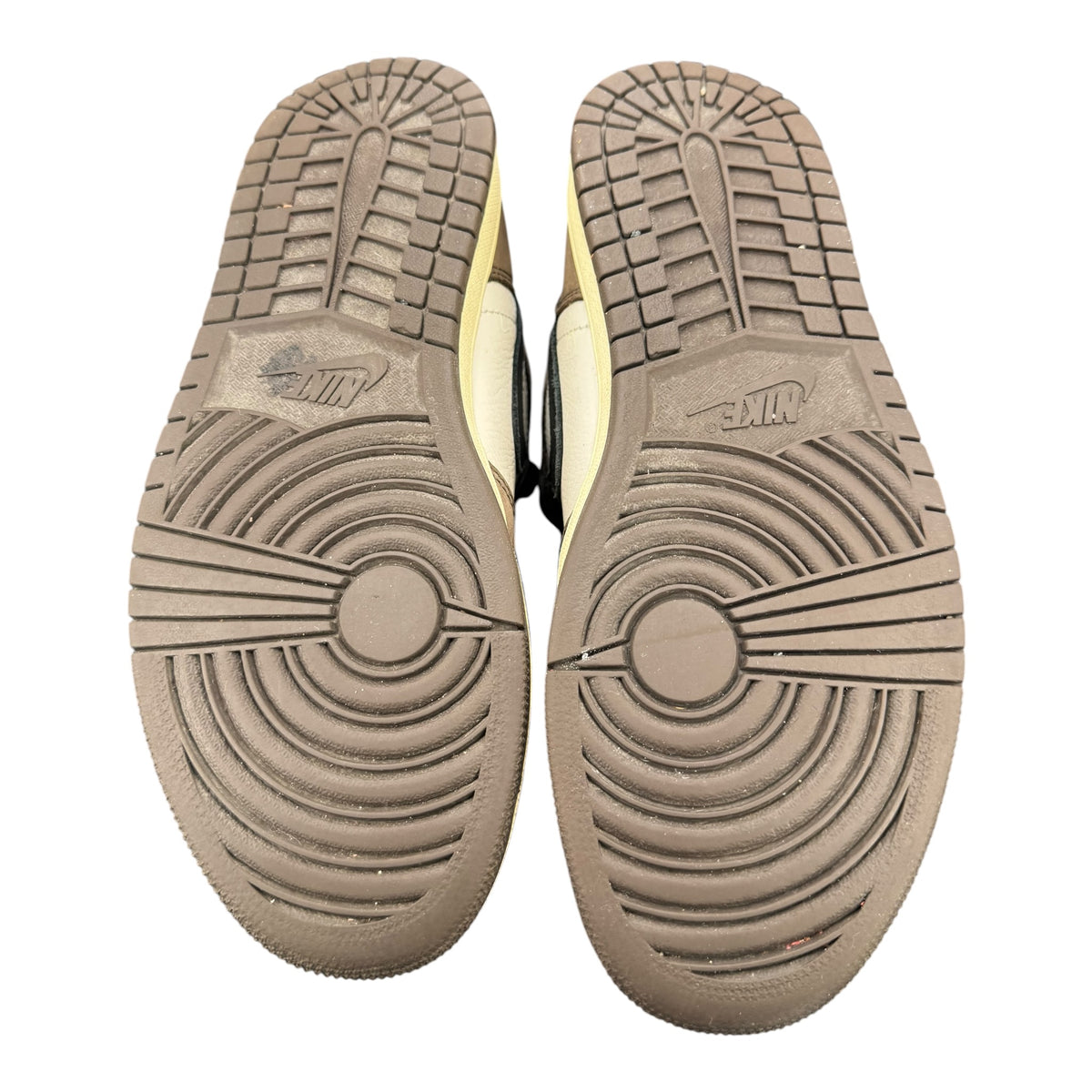 Jordan One High Travis Scott Mocha (43EU)