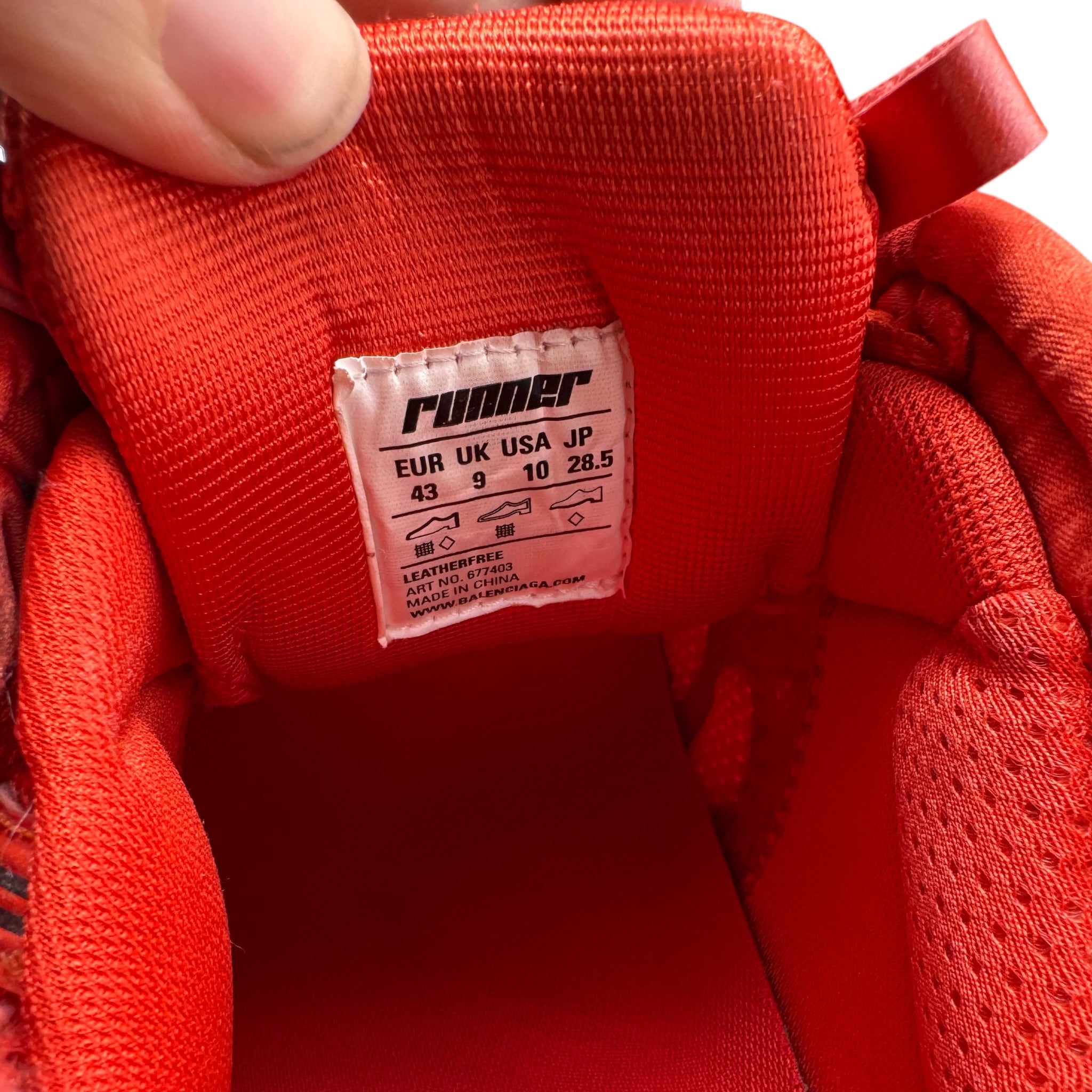 Balenciaga Runner (43EU)