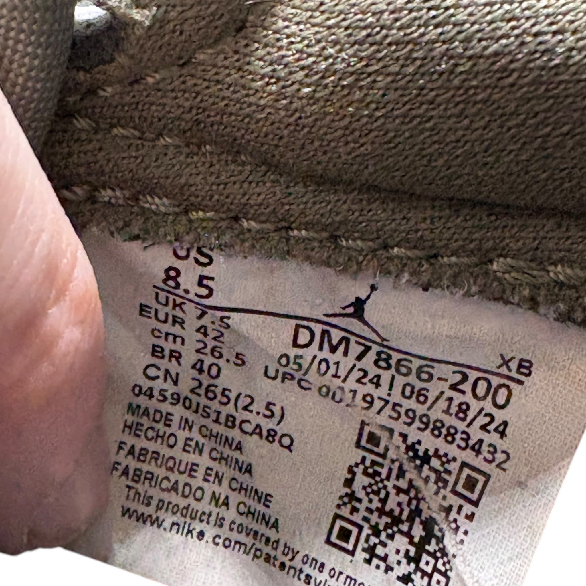 Jordan One Low Travis Scott Medium Olive  (42EU)