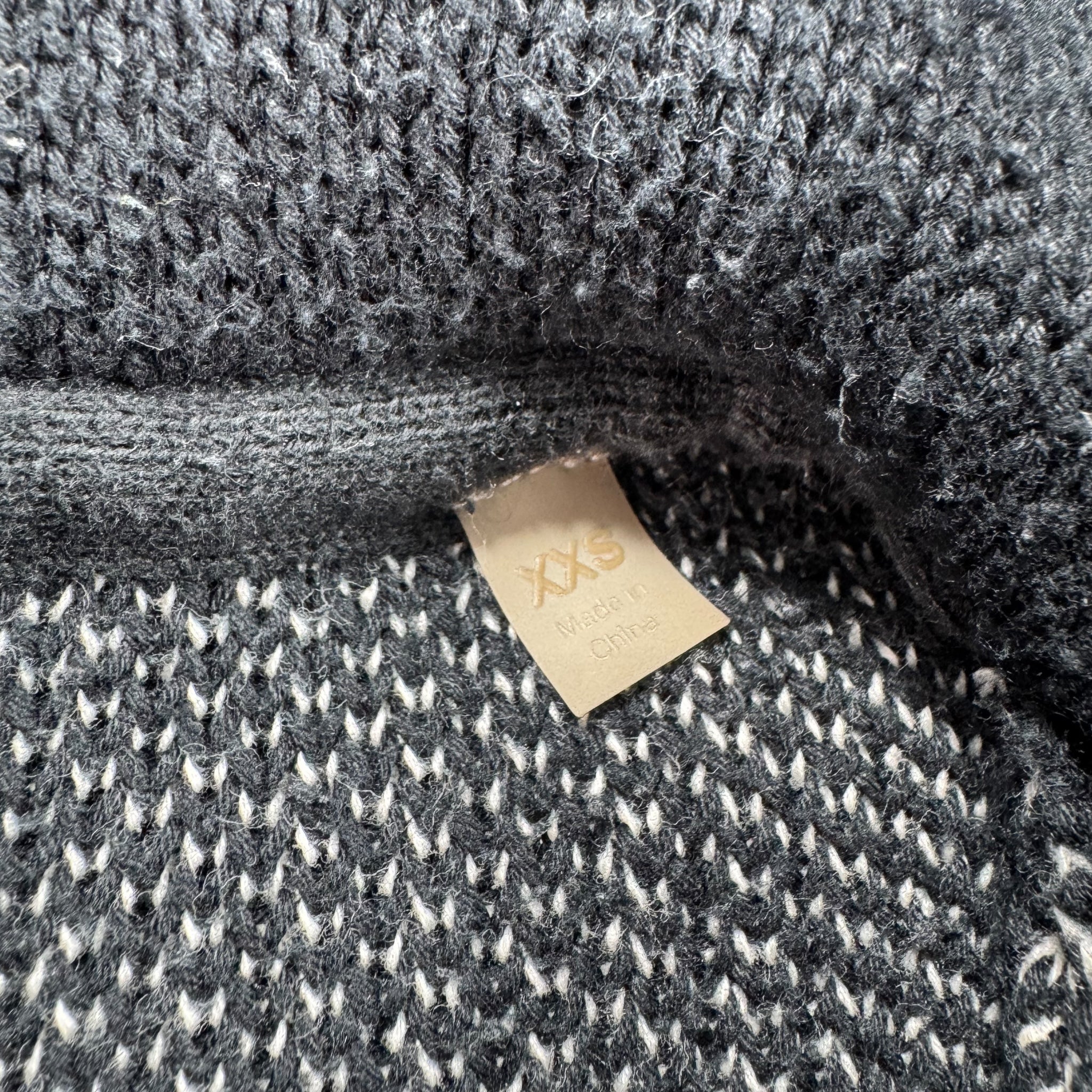 Pull Essentials (XS)