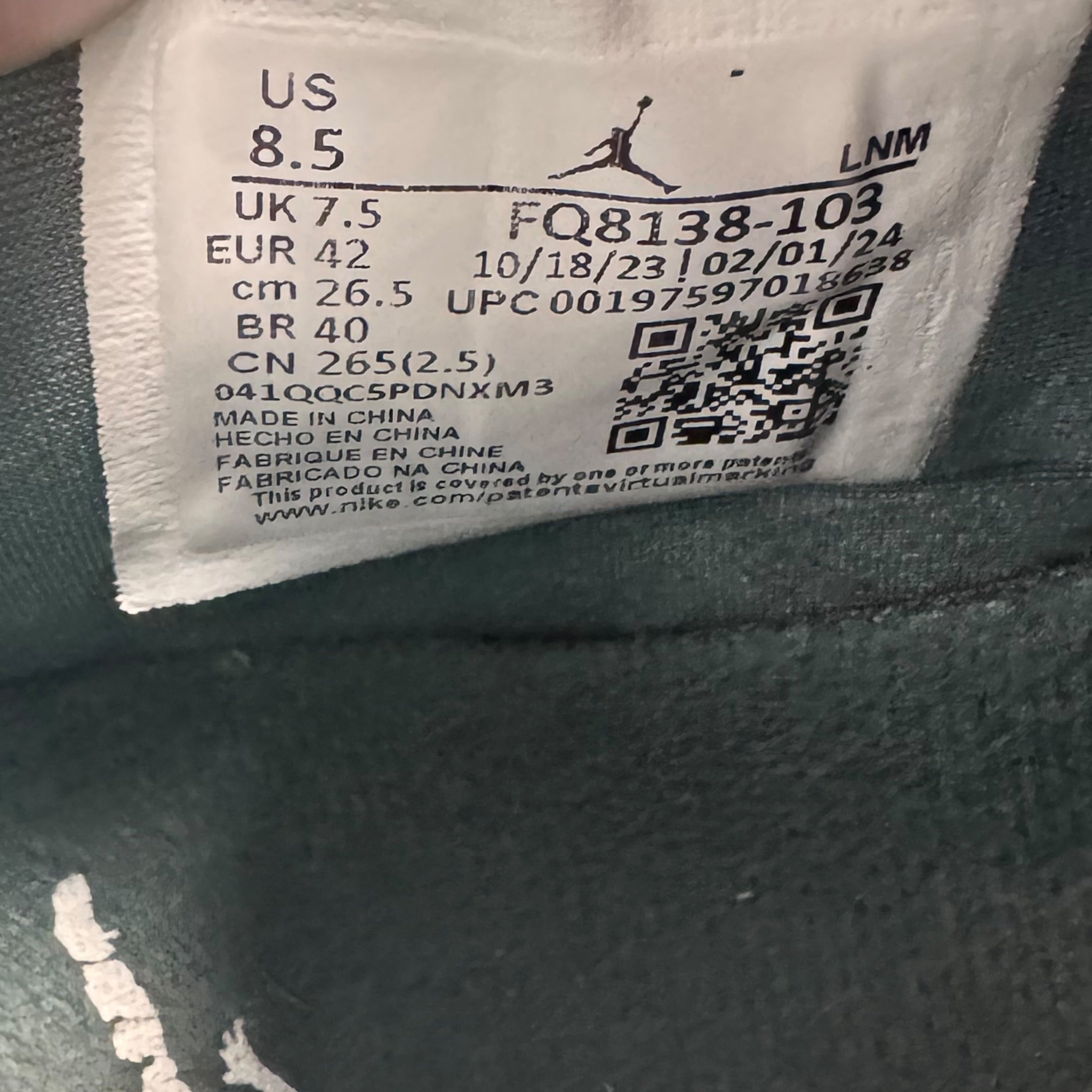 Jordan 4 Oxyzed Green (42EU)