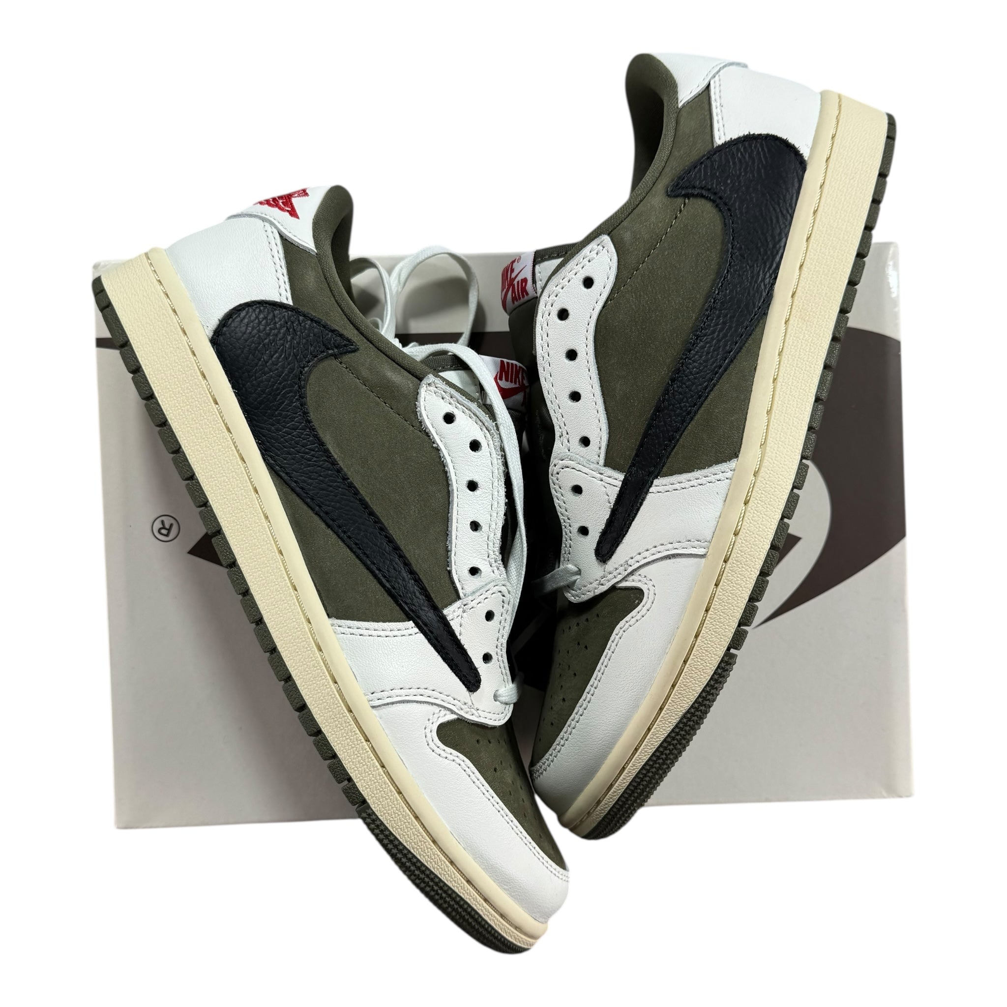 Jordan One Low Travis Olive (42EU)